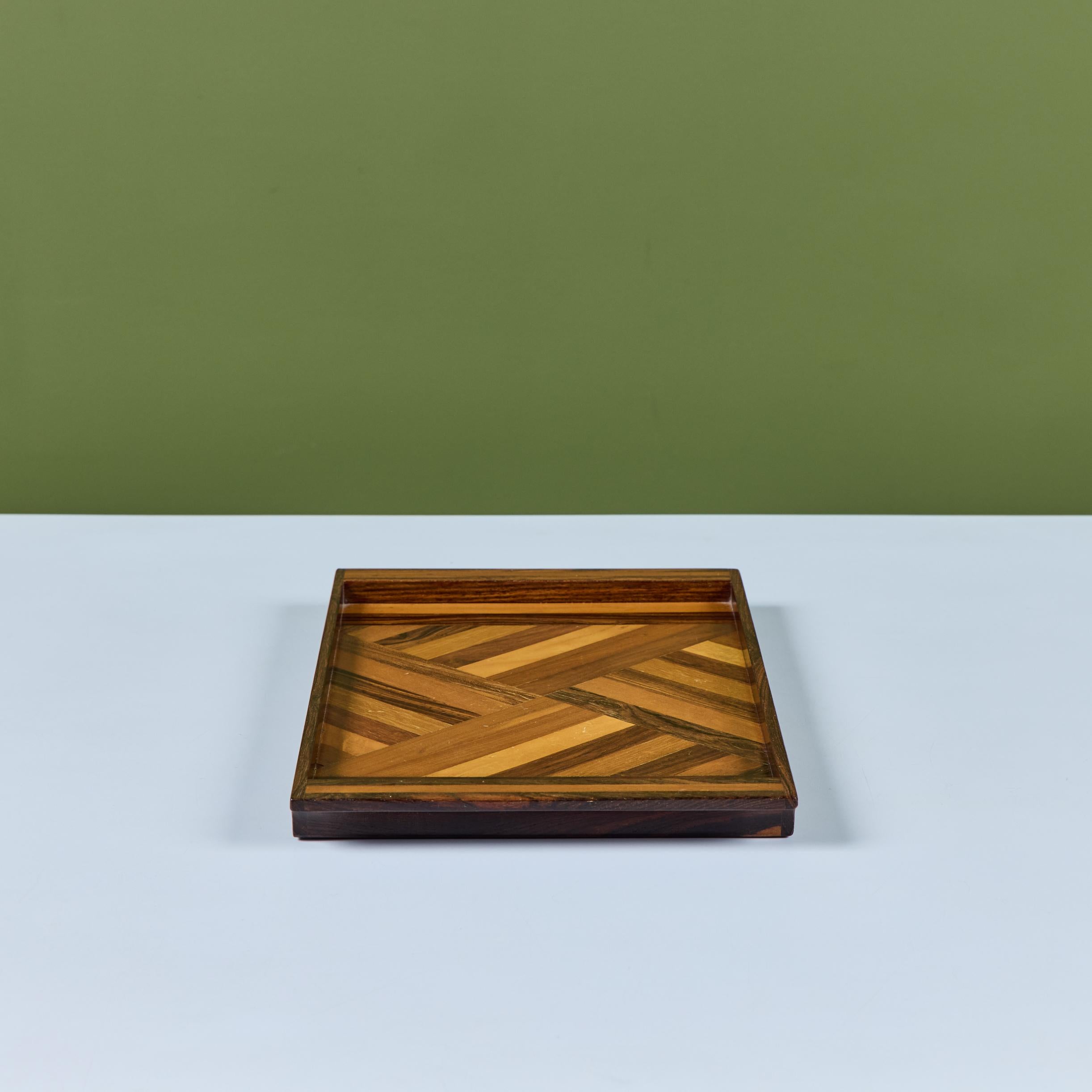 Milieu du XXe siècle Don Shoemaker Petit plateau décoratif en marqueterie géométrique pour Señal en vente