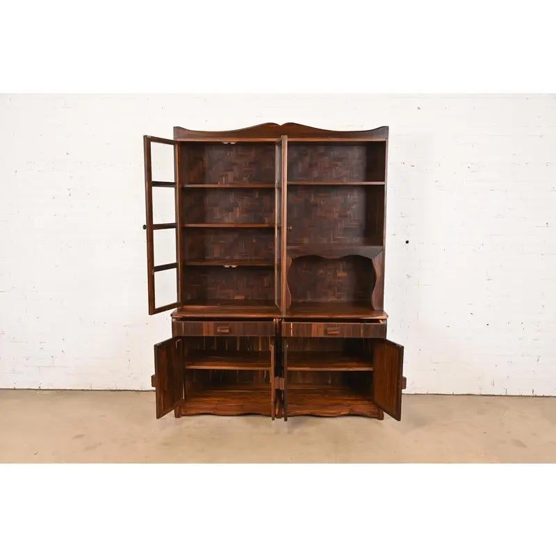 Fine XX secolo Mobile libreria in legno di palissandro di cocobolo dello Studio A di Don Shoemaker, CIRCA ANNI '70 in vendita