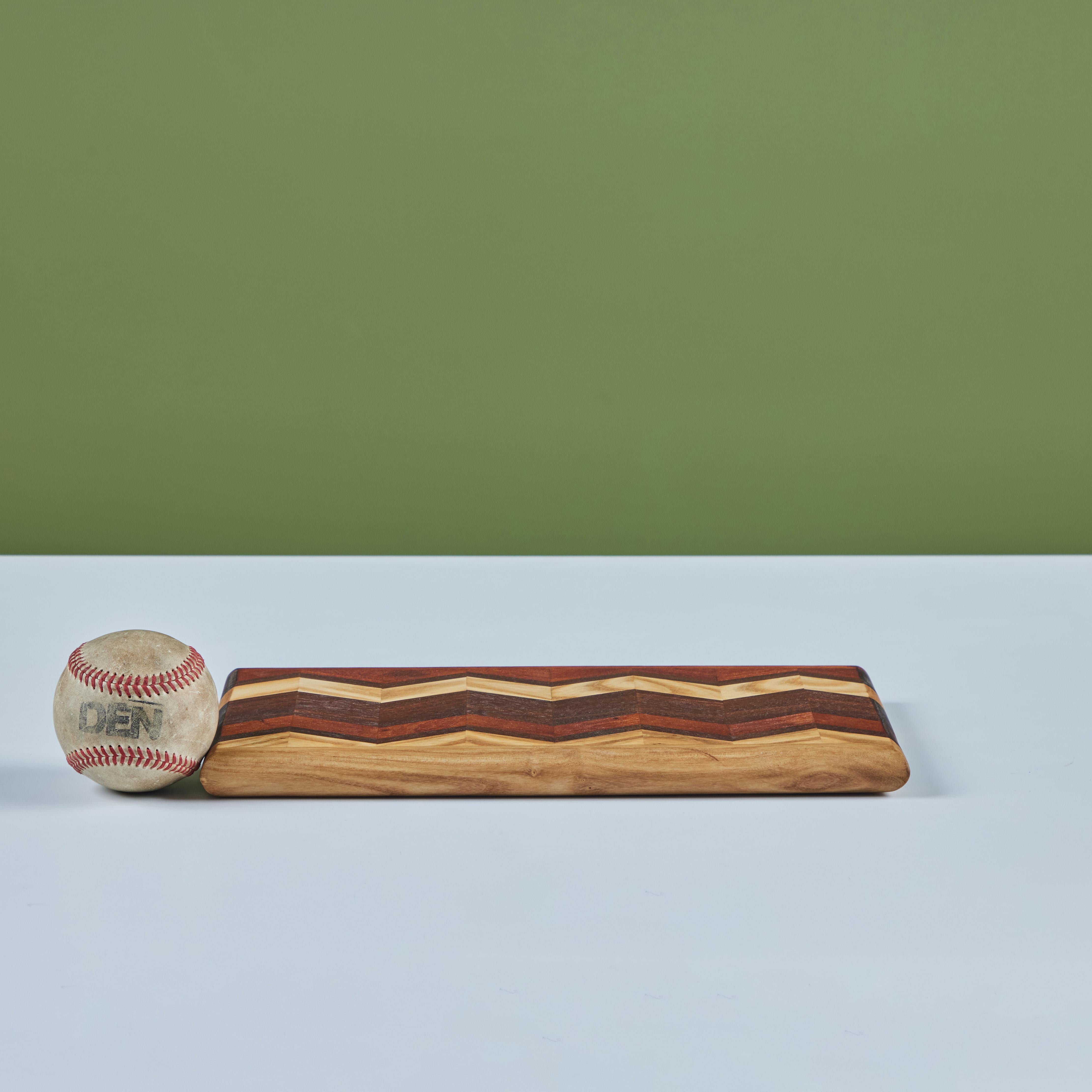 Don Shoemaker Holz Intarsien Chevron-Muster Schneidebrett für Señal (Moderne der Mitte des Jahrhunderts) im Angebot