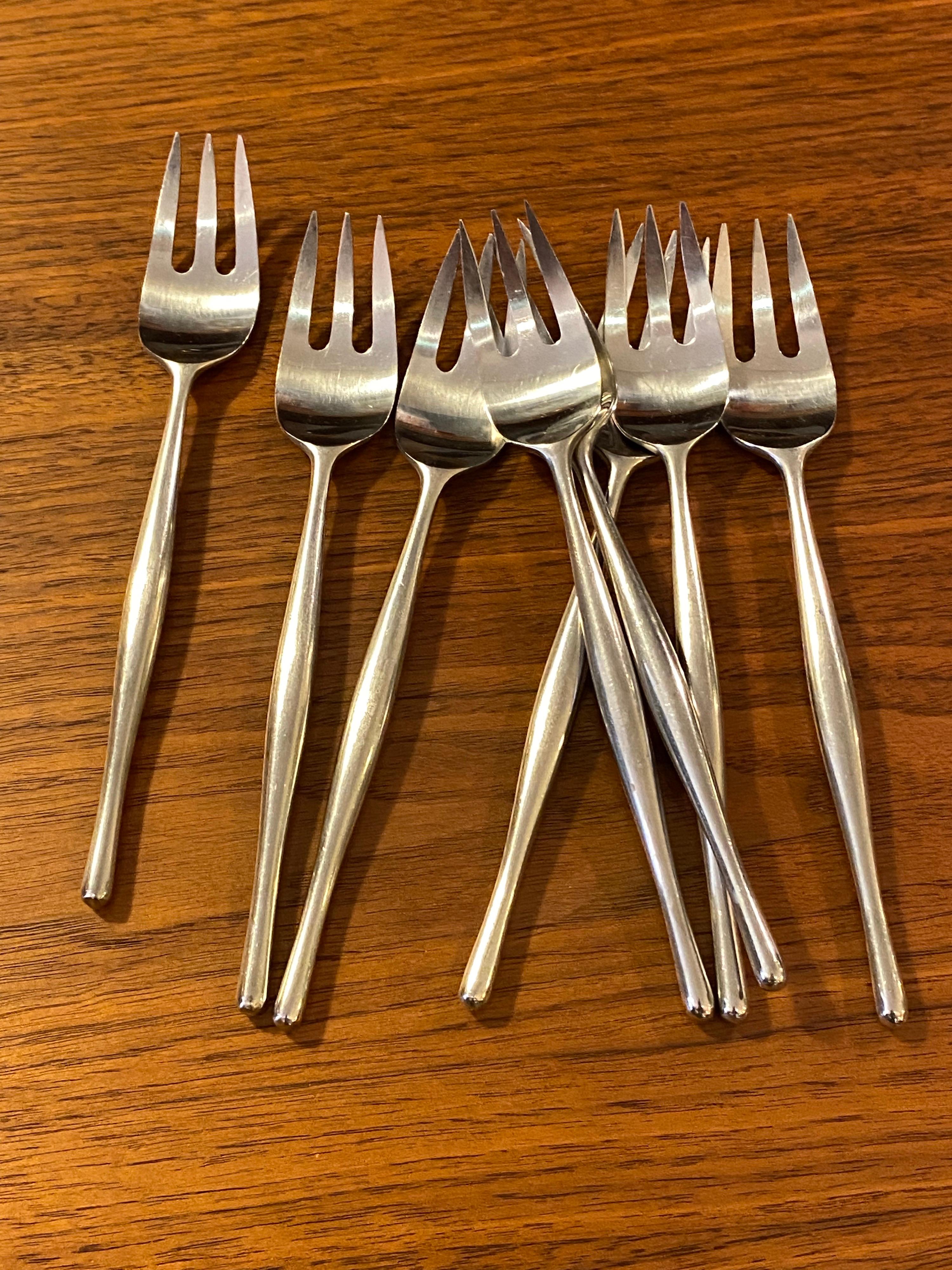 Stainless Steel Don Wallace Design 3 Stainless Flatware Set /Service for 8 For Sale