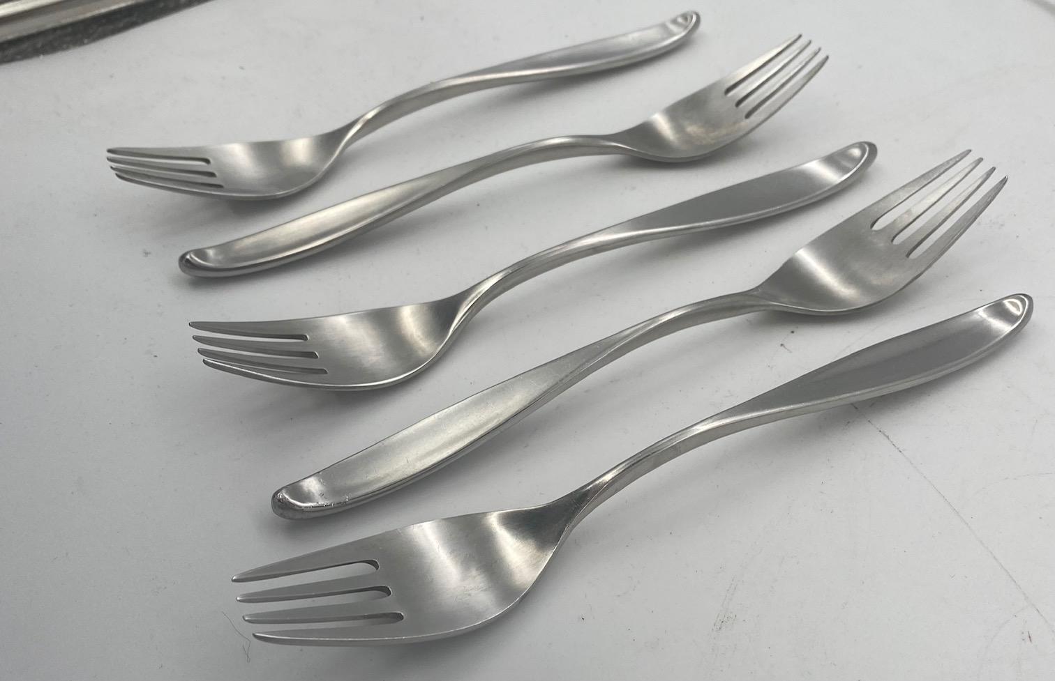 Don Wallace for Lauffer Design 2 Stainless Steel Set of 40 For Sale 4