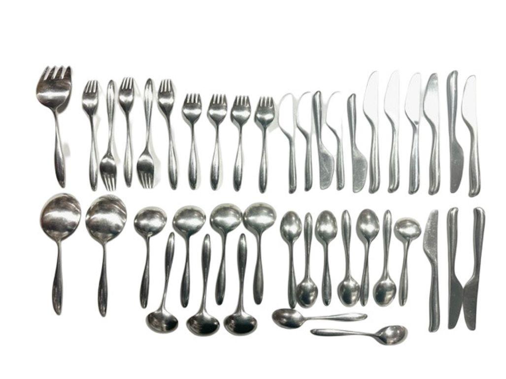 Don Wallace pour Lauffer Design 2 ensemble de 42 pièces en acier inoxydable en vente 3