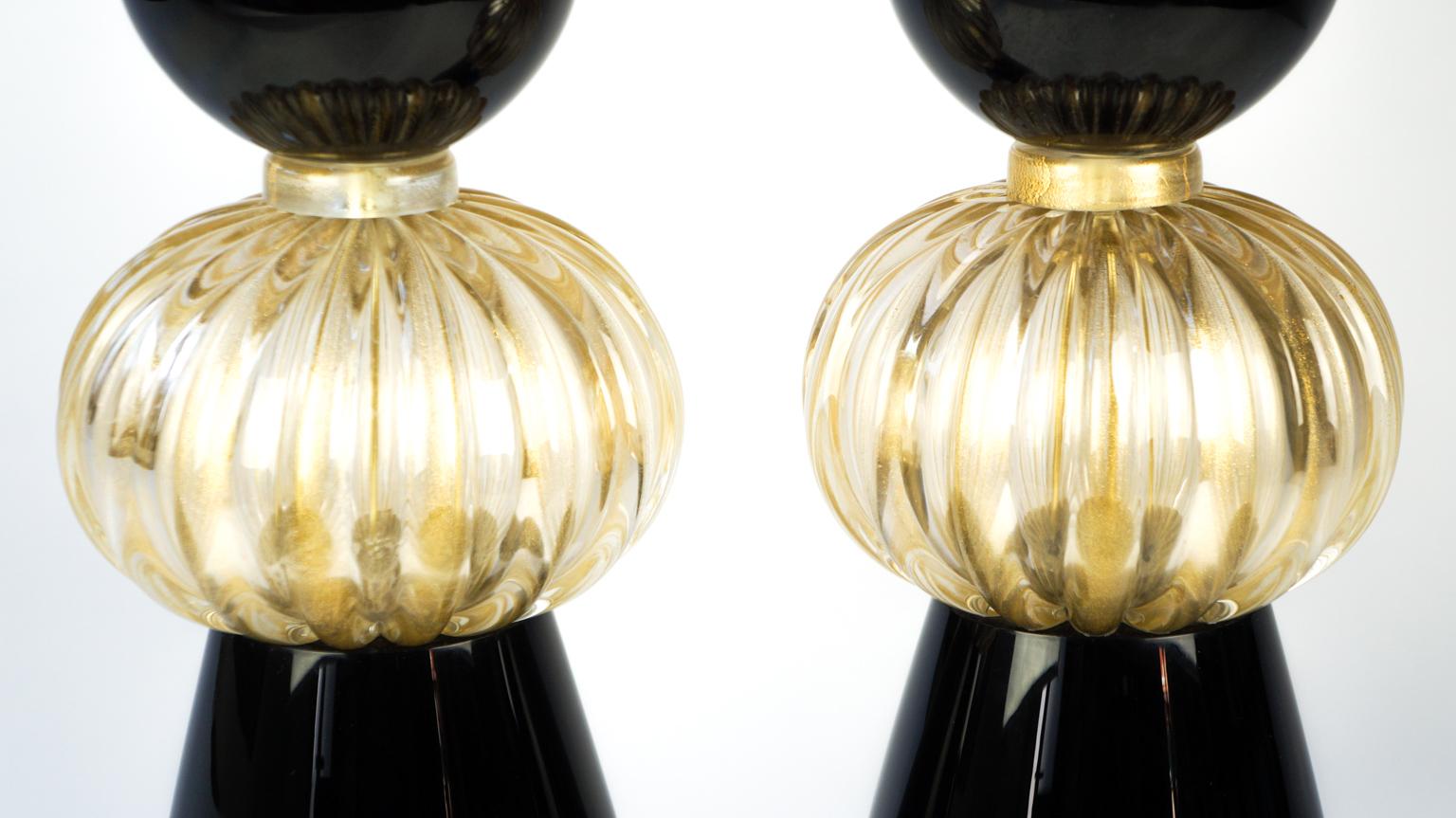 Donà Furnace Mid-Century Modern Black Gold Two of Murano Glass Table Lamps, 1985 For Sale 11