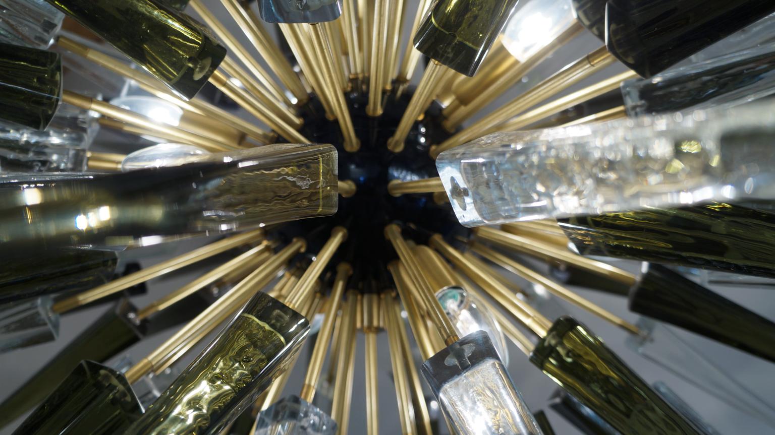 Dona Furnace Mid-Century Modern Crystal Grey Murano Glass Chandelier Sputnik For Sale 9