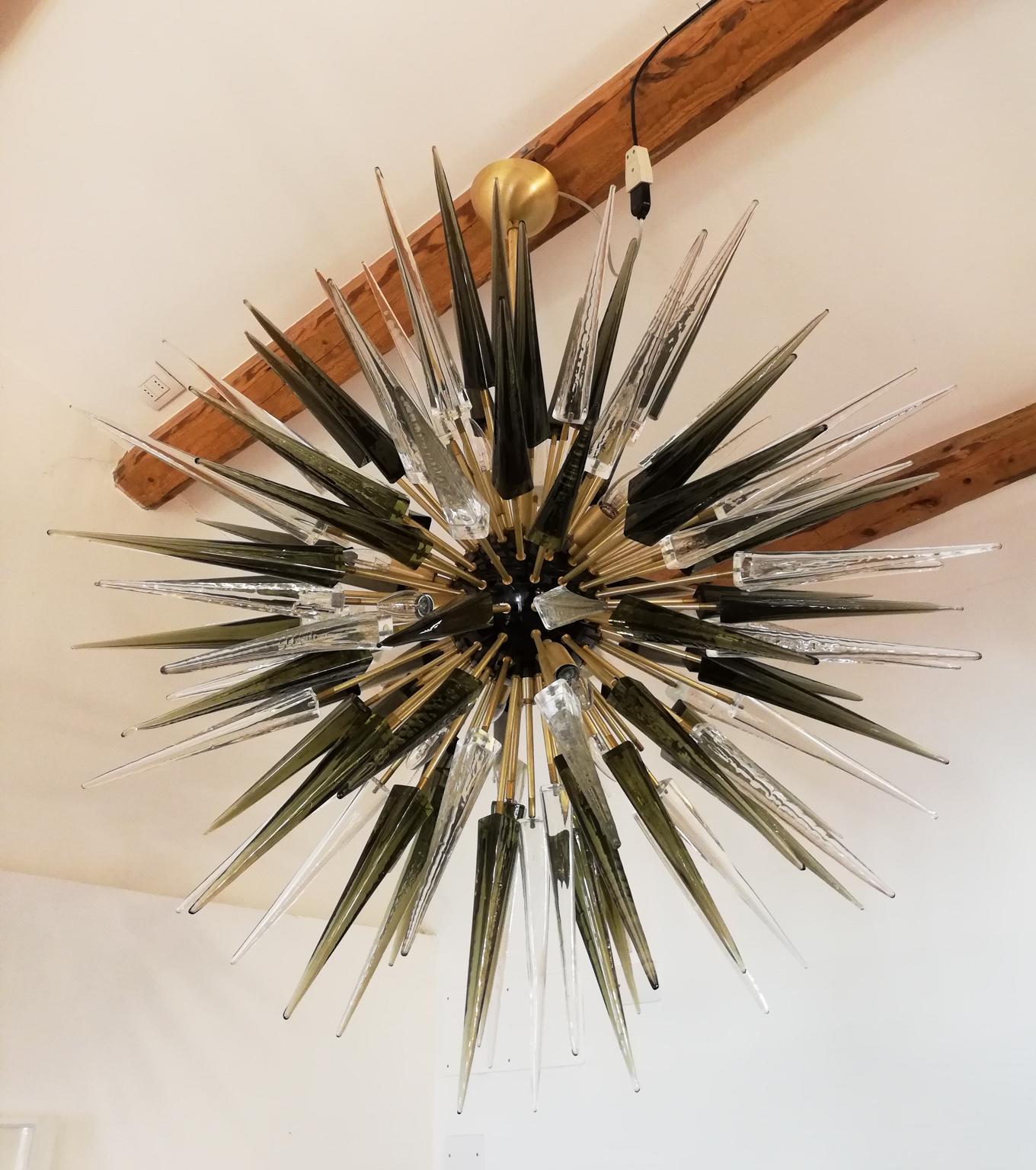 Italian Dona Furnace Mid-Century Modern Crystal Grey Murano Glass Chandelier Sputnik For Sale