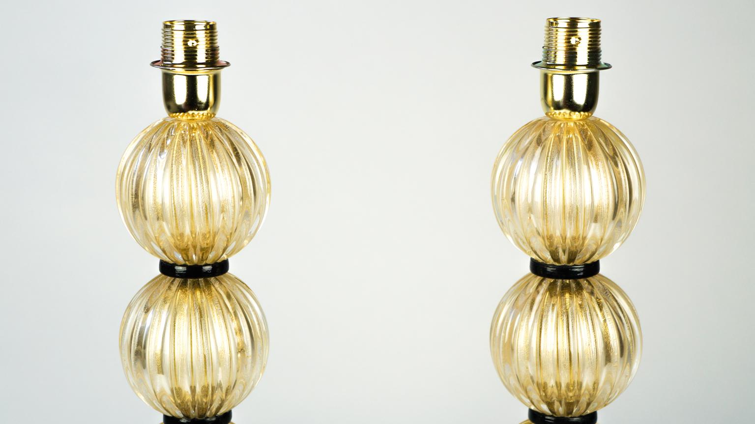 Donà Furnace Mid-Century Modern Gold Black Two of Murano Glass Table Lamps, 1985 For Sale 3