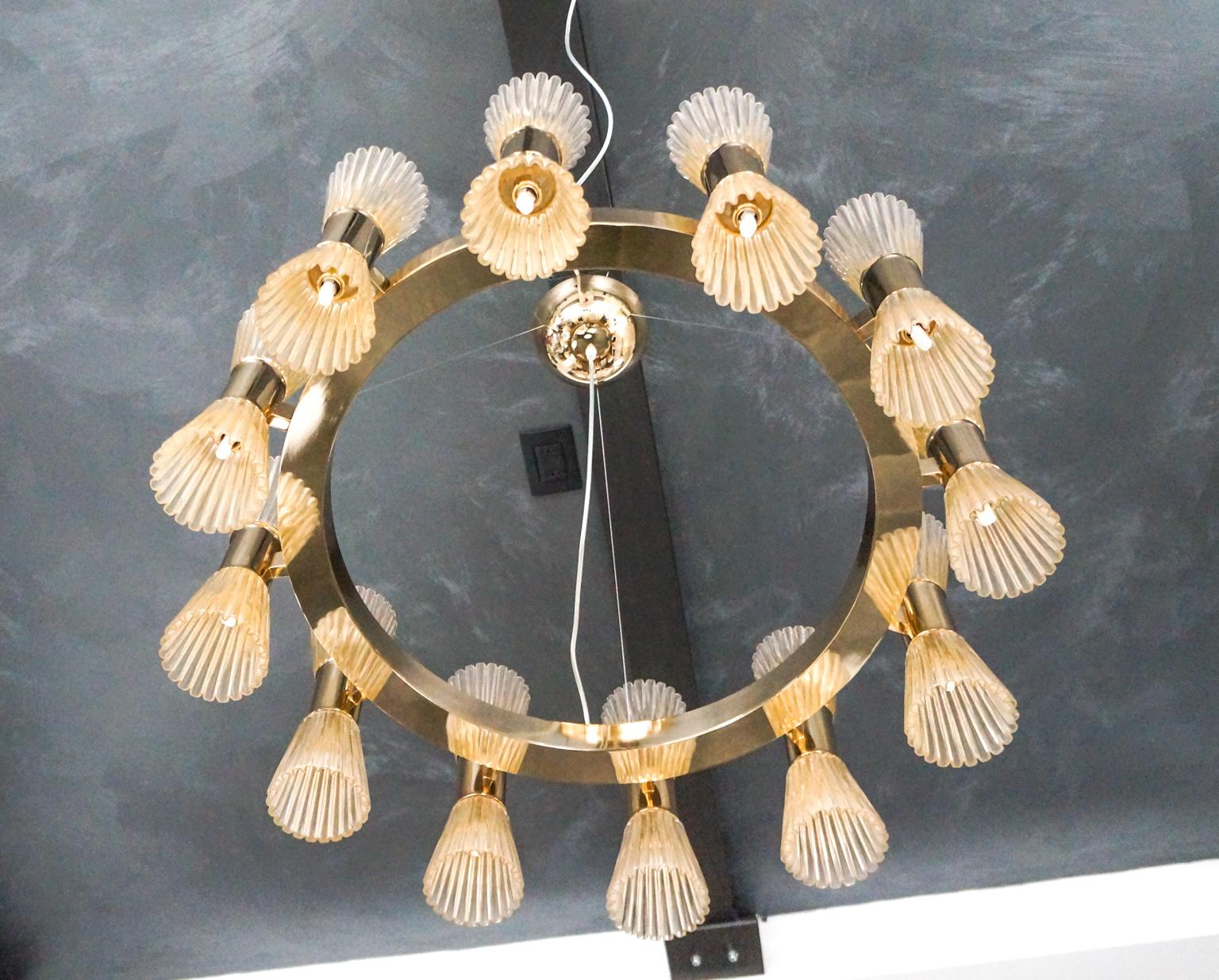 Dona Furnace Mid-Century Modern Gold Murano Glass Chandelier Round, 1998 For Sale 6