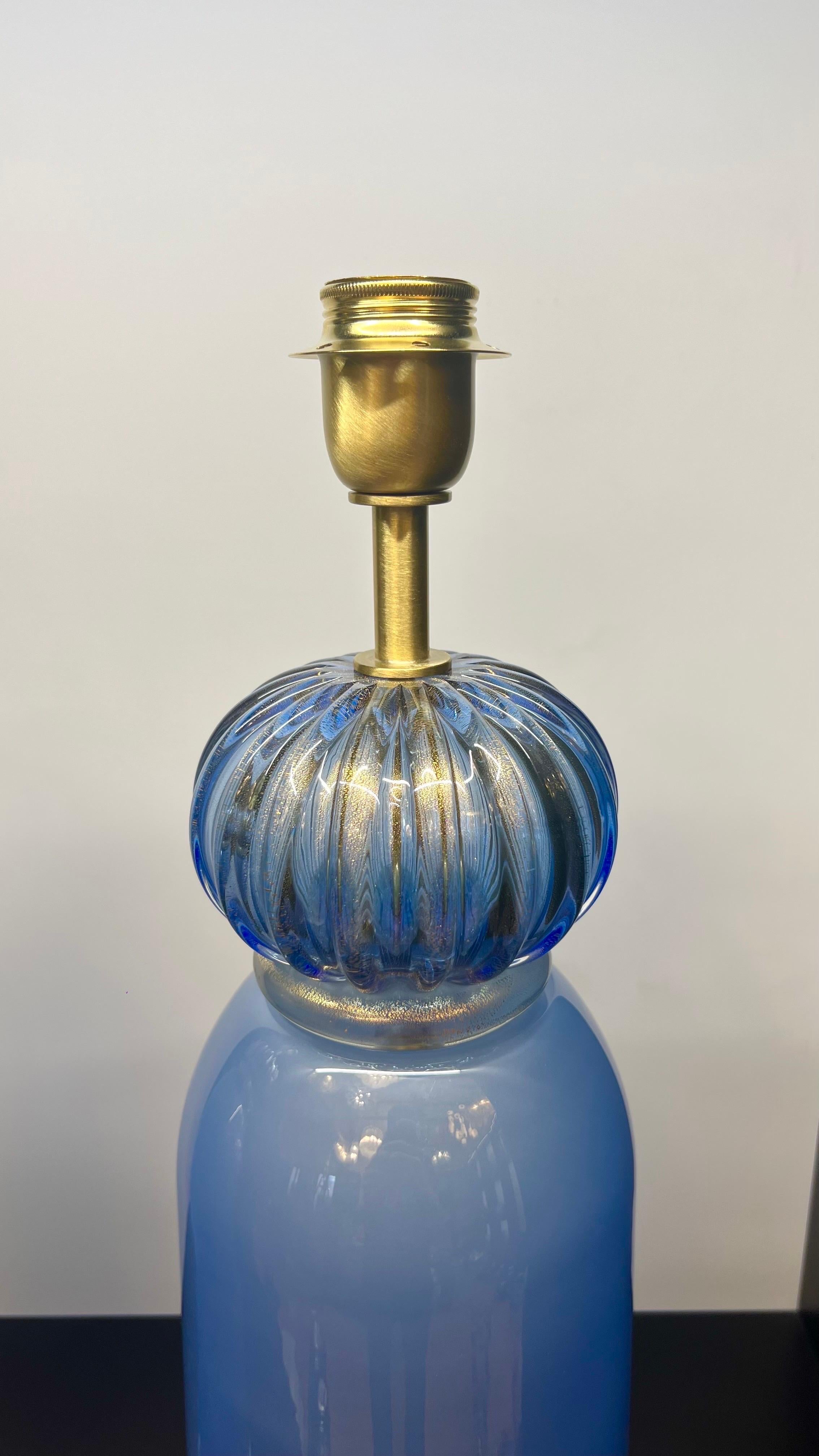 XXIe siècle et contemporain Donà Furnace Mid-Century Modern Light Blue Two Murano Glass Table Lamps 2024 en vente