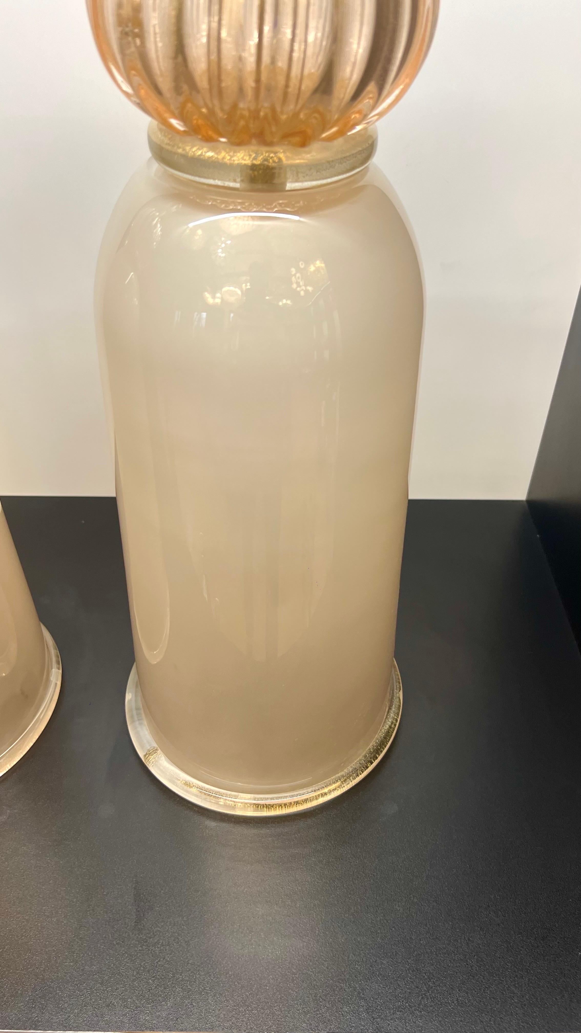 XXI secolo e contemporaneo Donà Furnace Mid-Century Modern Rubin Due lampade da tavolo in vetro di Murano 2024 in vendita