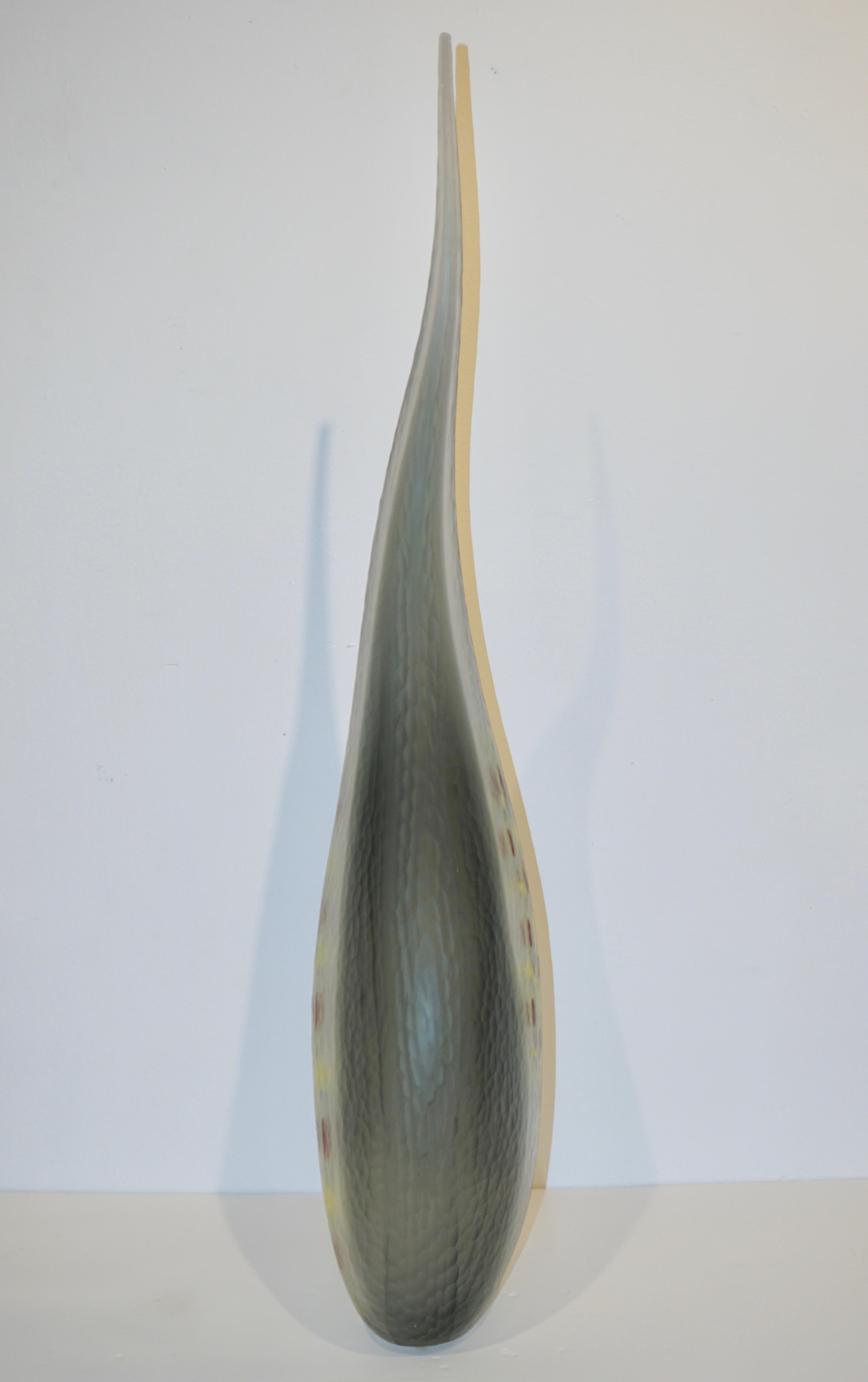 XXIe siècle et contemporain Vase sculptural Dona Modern Art Glass gris fumé avec murrine rouge et jaune en vente