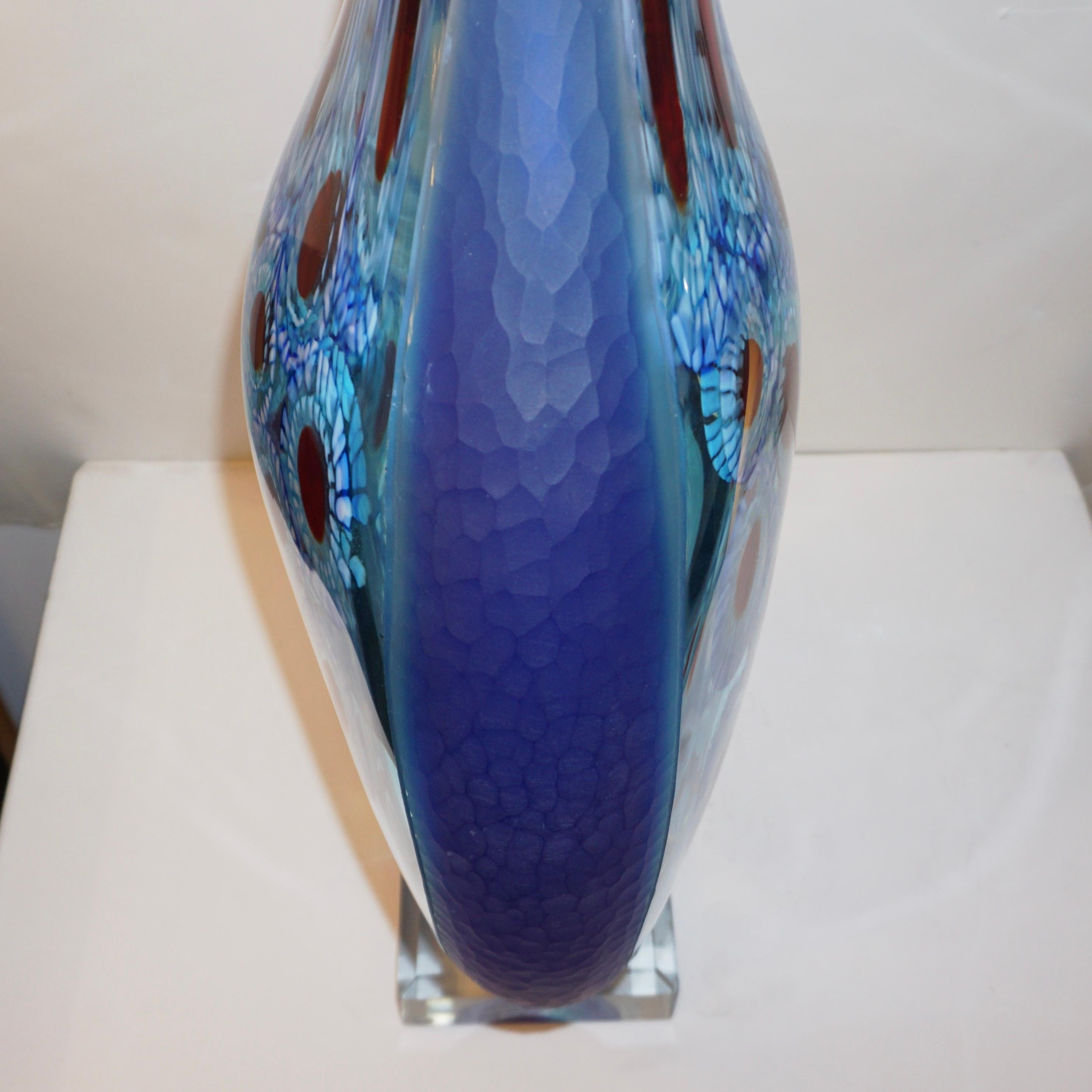Dona Modern Art Murano Glass Sapphire Blue Sculpture Vase with Red White Murrine In Excellent Condition For Sale In New York, NY