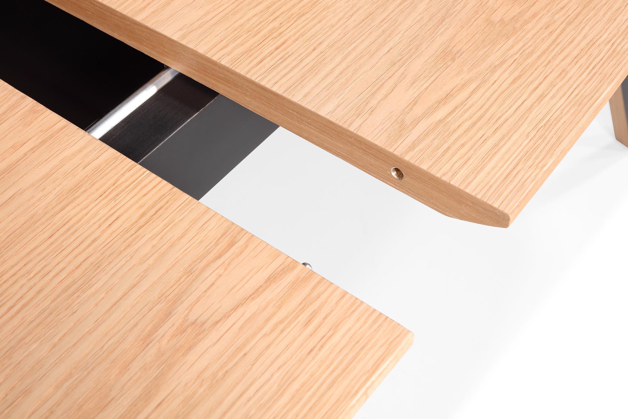 Moderne Table extensible Dona Bois Oak et noir en vente