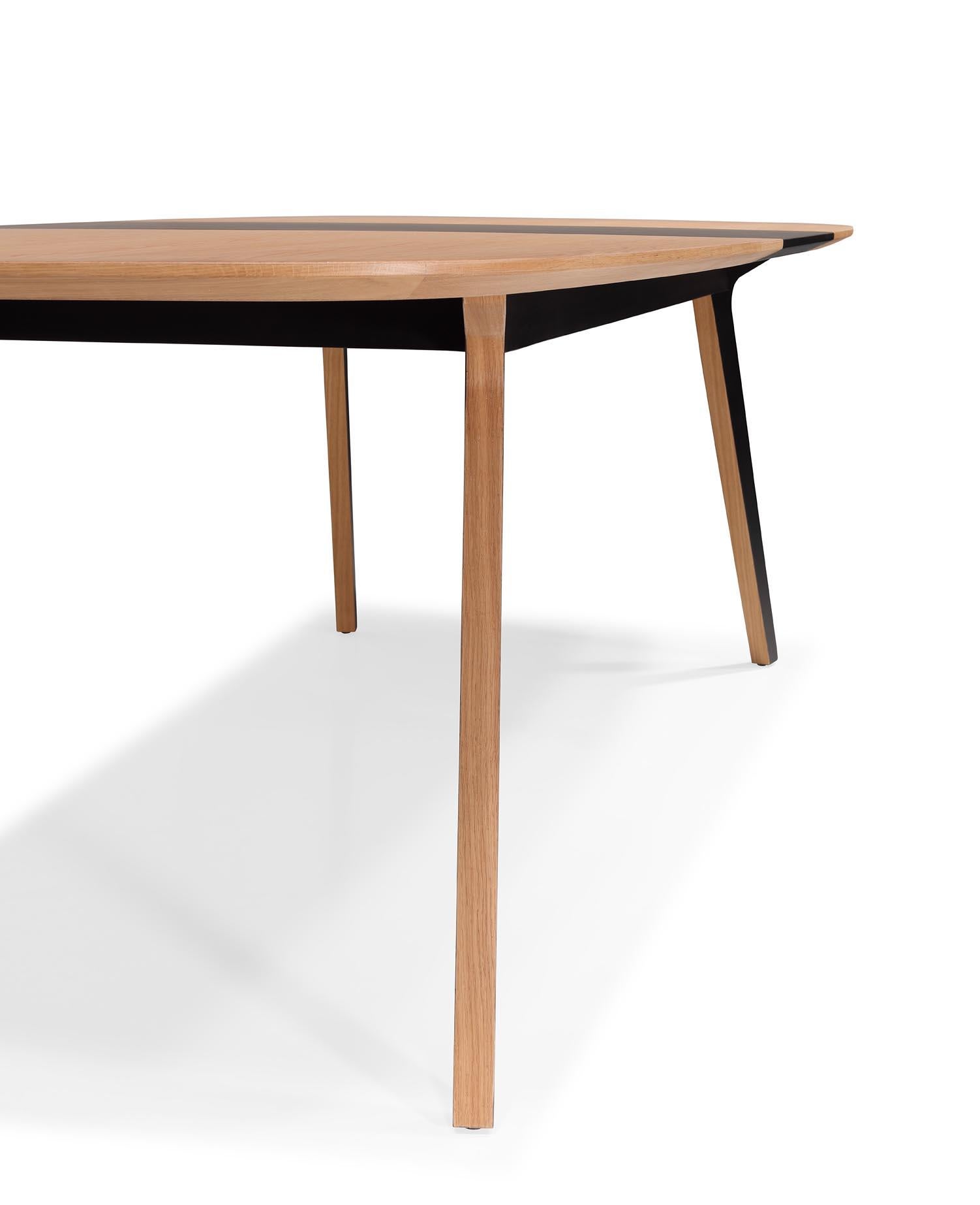 Table extensible Dona Bois Oak et noir Neuf - En vente à Serzedo, PT