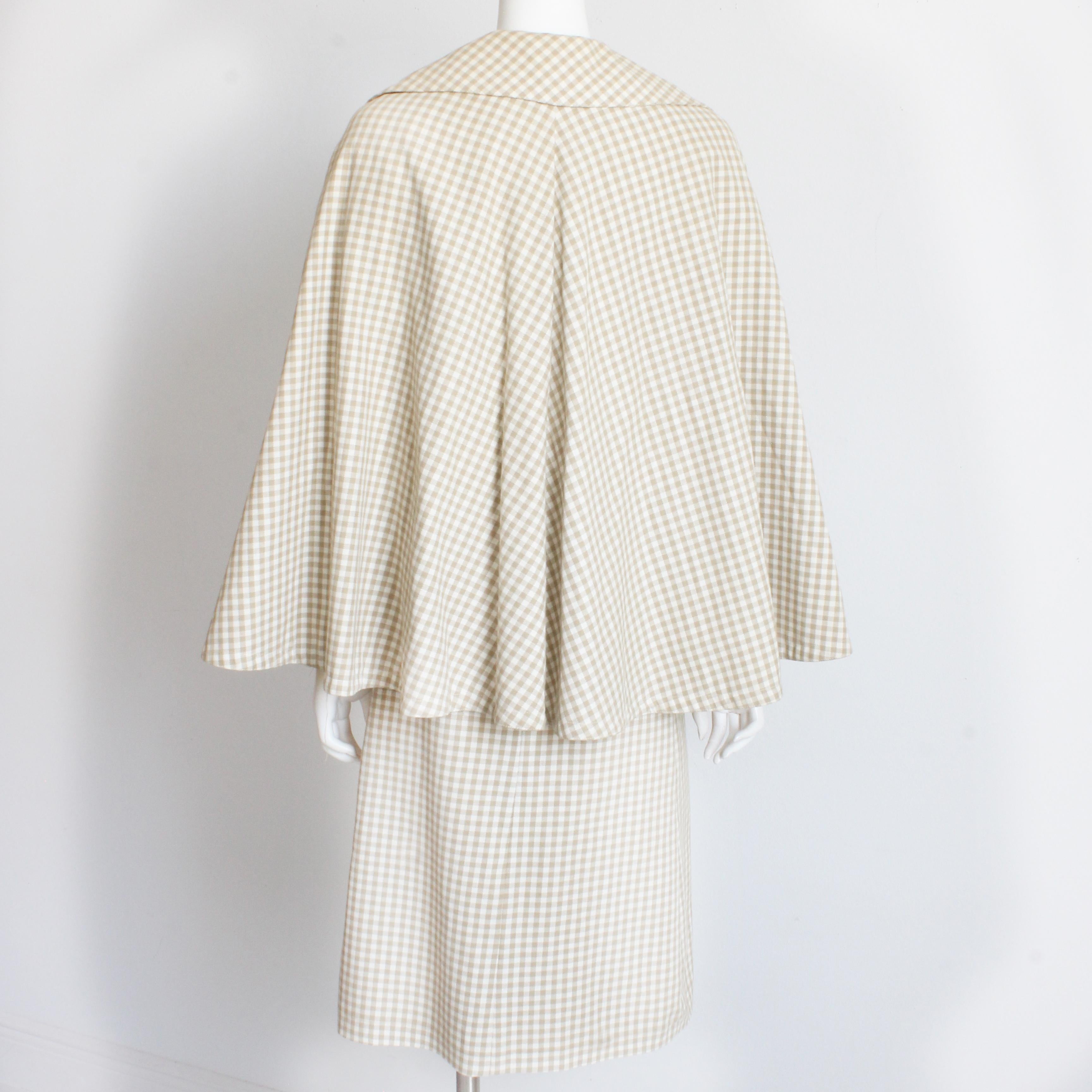 Donald Brooks Jacket with Caplet Trench Style Tan White Check Pattern Vintage  For Sale 3