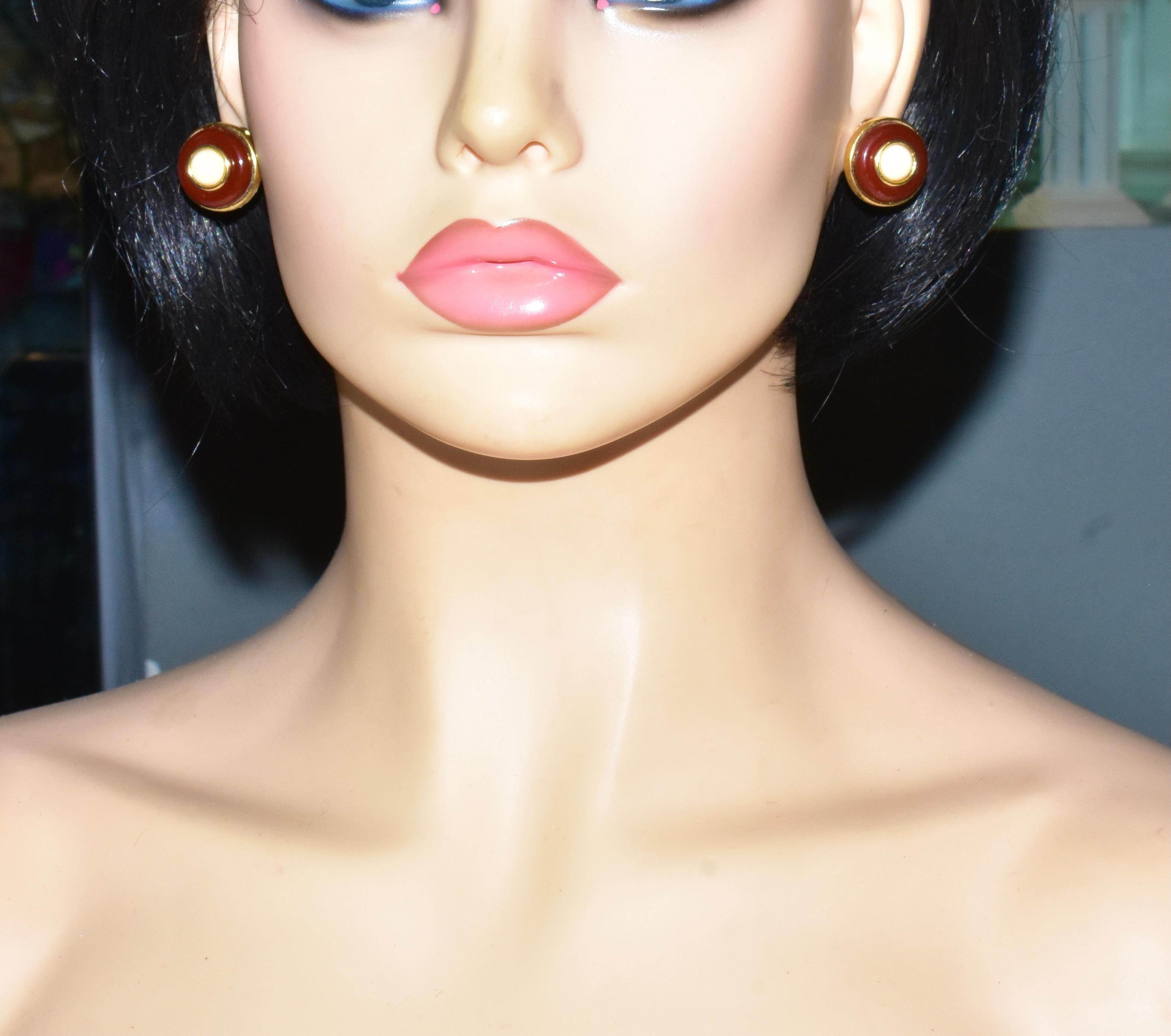 Donald Claflin for Tiffany Vintage 18K Set of Two Pair of Earrings, c. 1960 In Excellent Condition For Sale In Aspen, CO