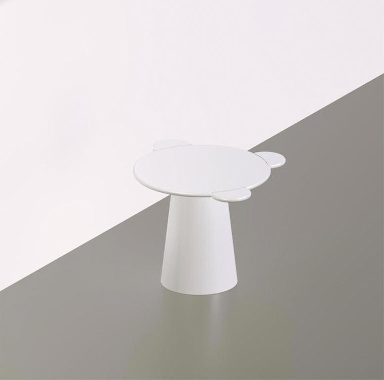 Italian Donald Coffee Table Monochrome White For Sale