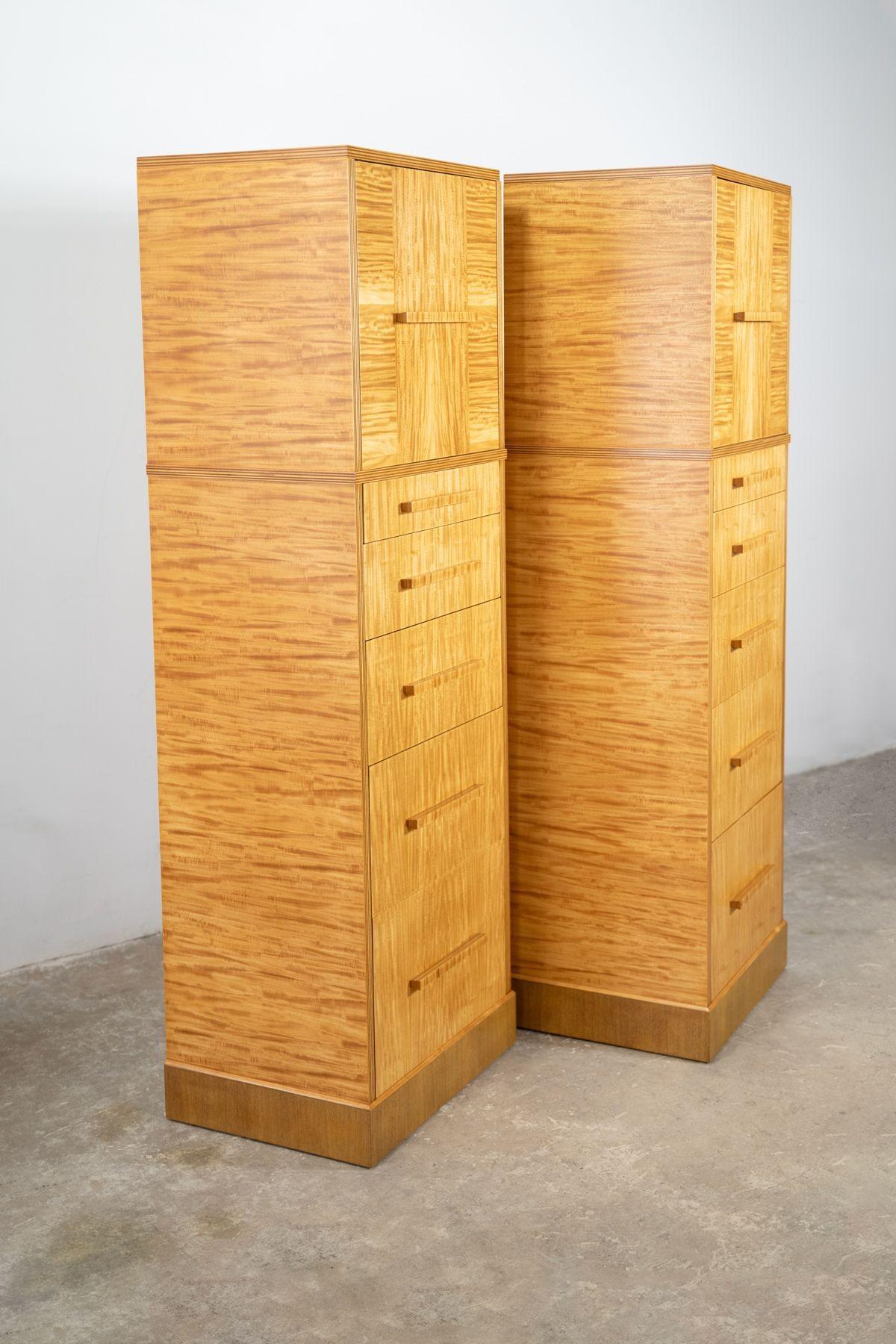 Donald Deskey Art Deco Skyscraper Dressers in Highly Figured Avodire 1940s Pair For Sale 7