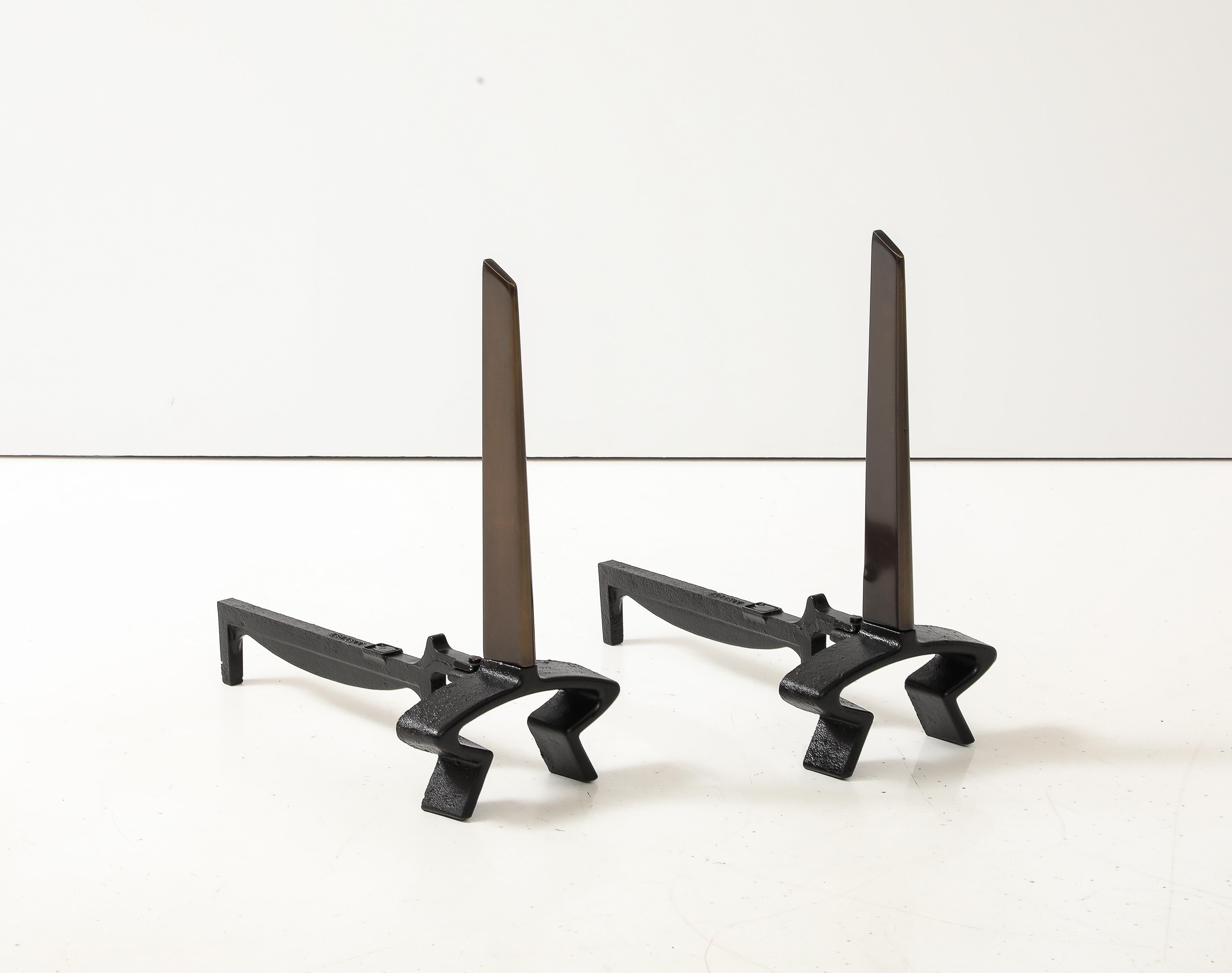 Mid-Century Modern Donald Deskey Bronze Blade Andirons en vente