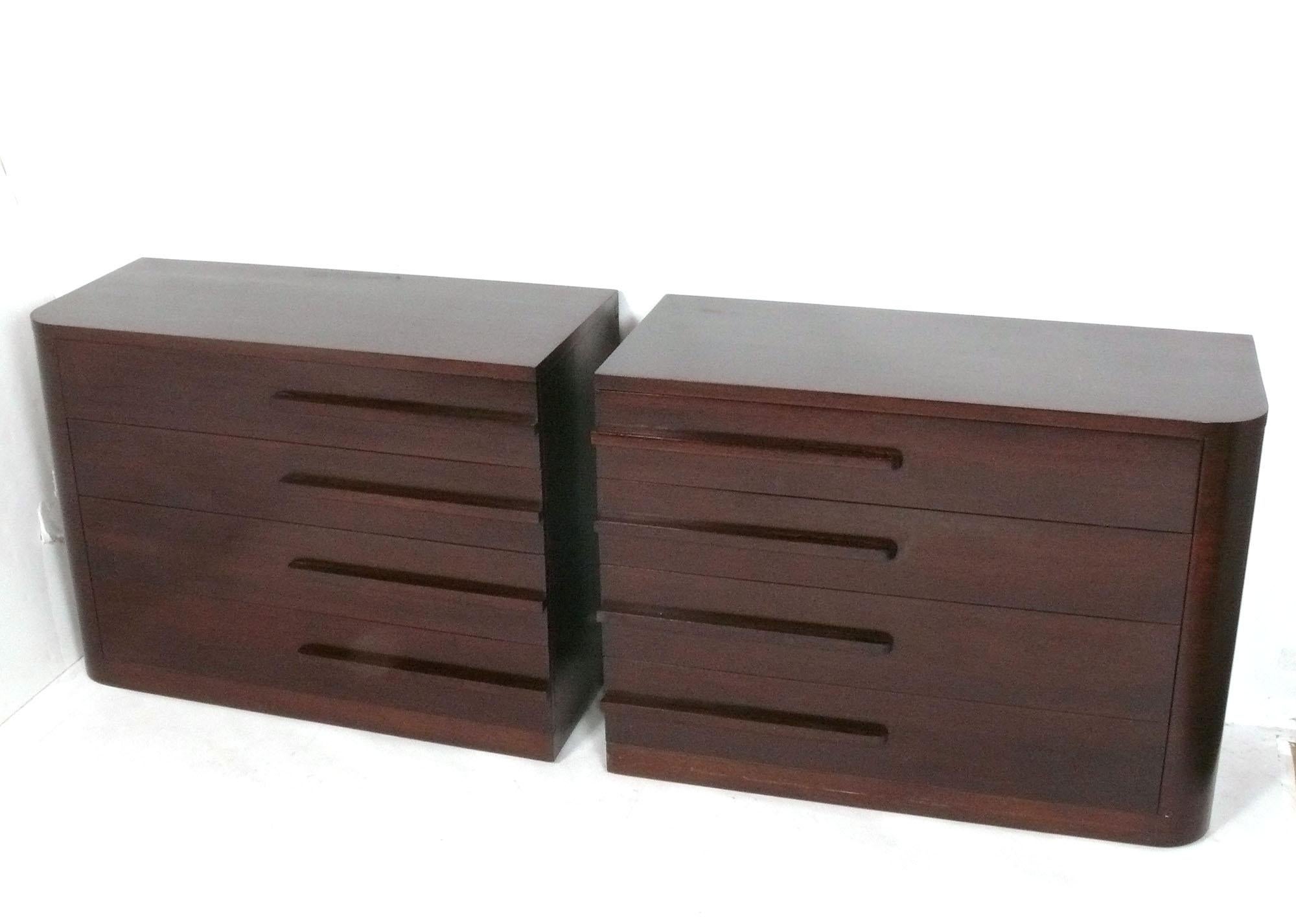 Art Déco Donald Deskey Coppia di cassettoni o comò in stile Art Deco in vendita