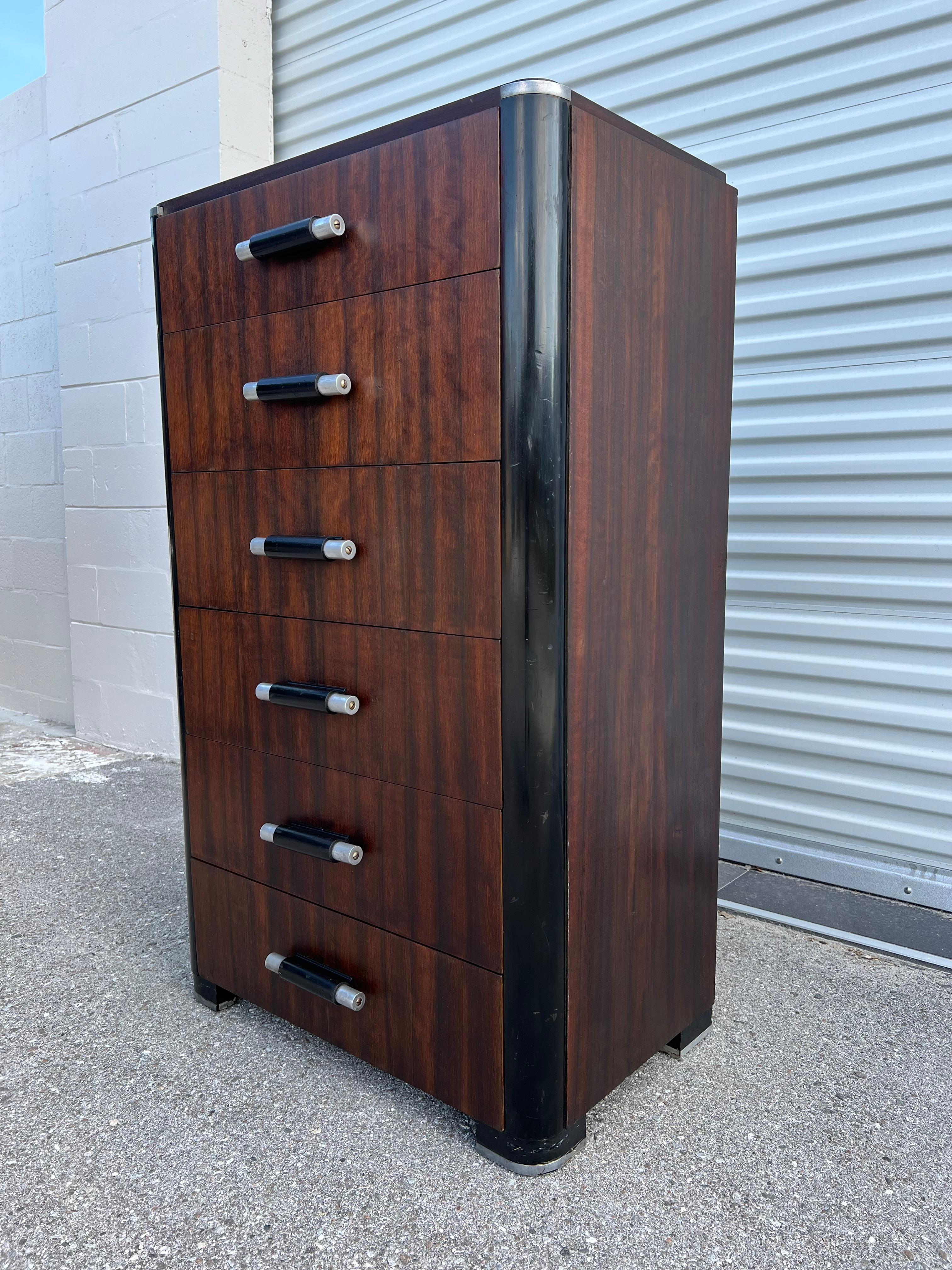 Donald Deskey Six Drawer Chest ca' 1930's For Sale 3