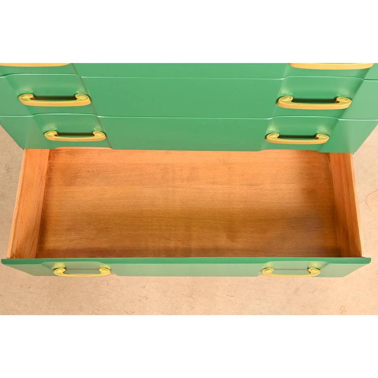 Donald Deskey Style Art Deco Green Lacquered Chest of Drawers, Newly Refinished For Sale 4