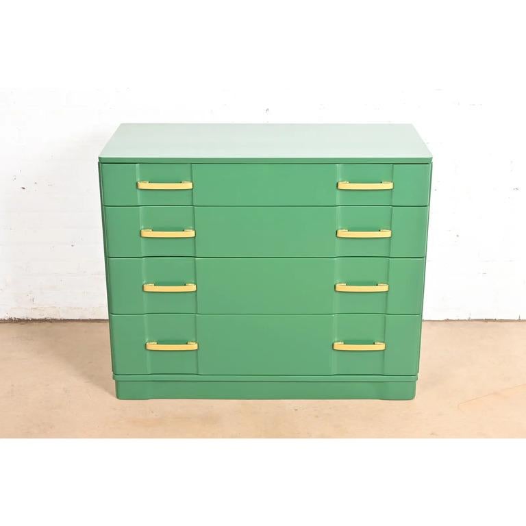 Donald Deskey Style Art Deco Green Lacquered Chest of Drawers, Newly Refinished In Good Condition For Sale In South Bend, IN