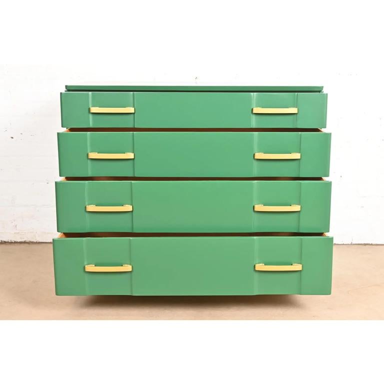 Donald Deskey Style Art Deco Green Lacquered Chest of Drawers, Newly Refinished For Sale 1