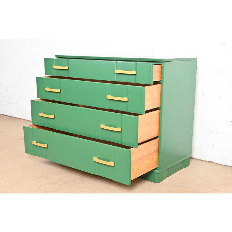 Donald Deskey Style Art Deco Green Lacquered Chest of Drawers, Newly Refinished For Sale 2