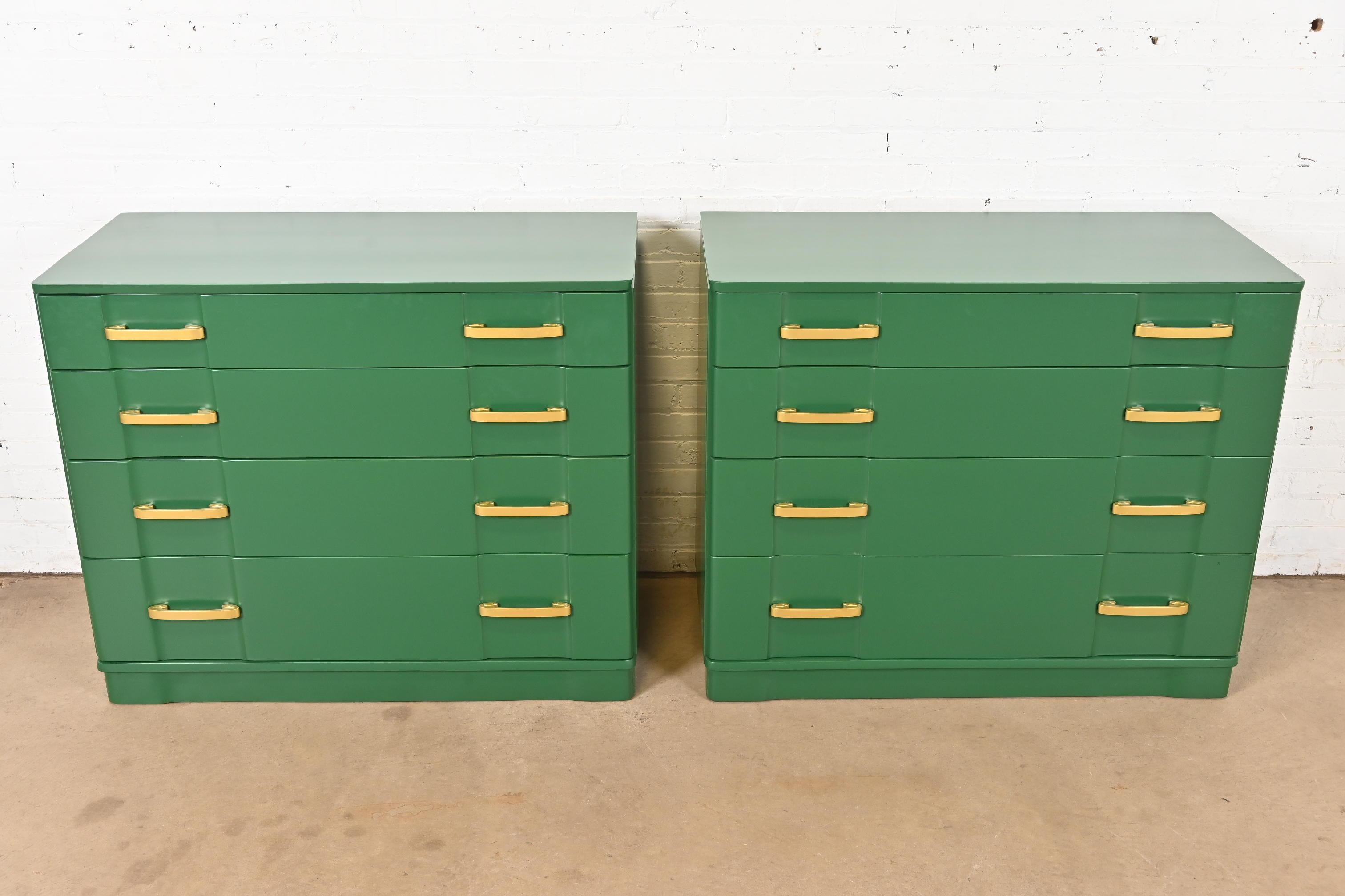Donald Deskey Style Art Deco Green Lacquered Chests of Drawers, Newly Refinished In Good Condition For Sale In South Bend, IN