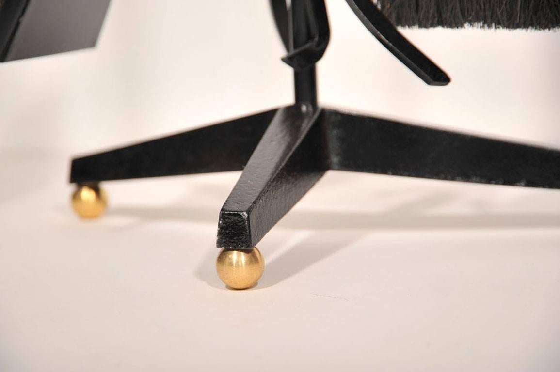 Donald Deskey, Set di utensili per caminetto a tre pezzi con manico in ottone in vendita 3