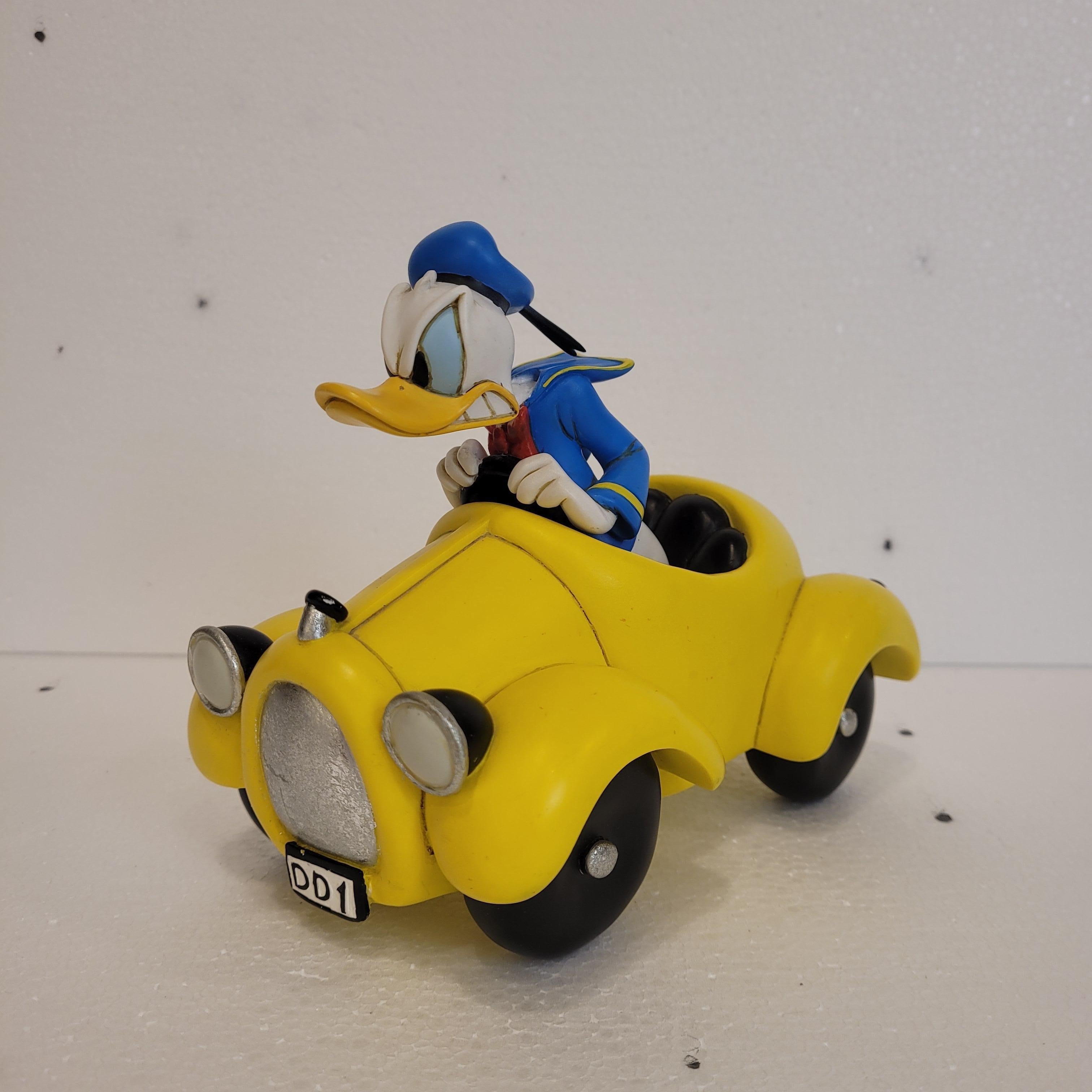 Fait main Donald Duck conduit son cabriolet jaune DD1 en vente