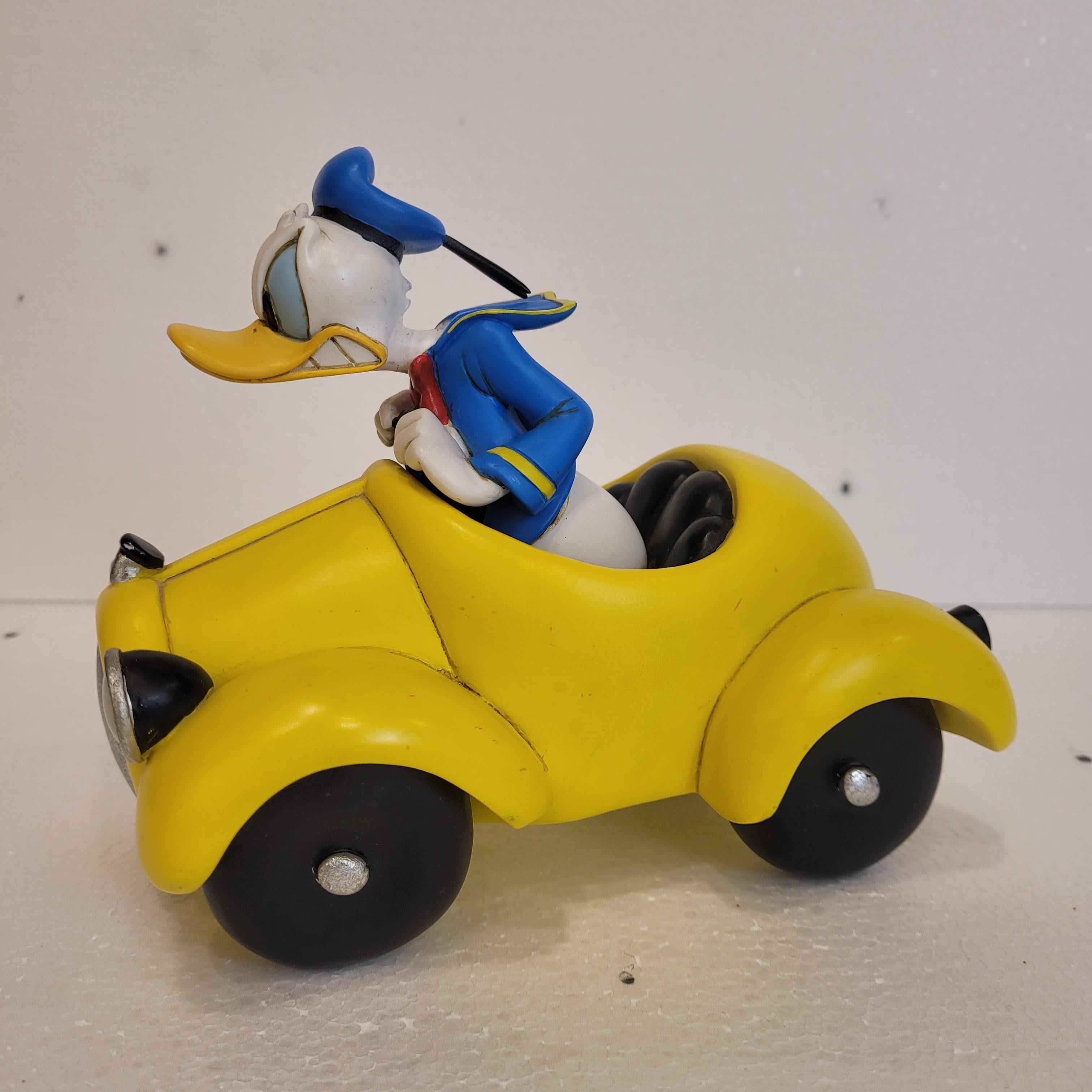 Donald Duck conduit son cabriolet jaune DD1 Bon état - En vente à Valladolid, ES