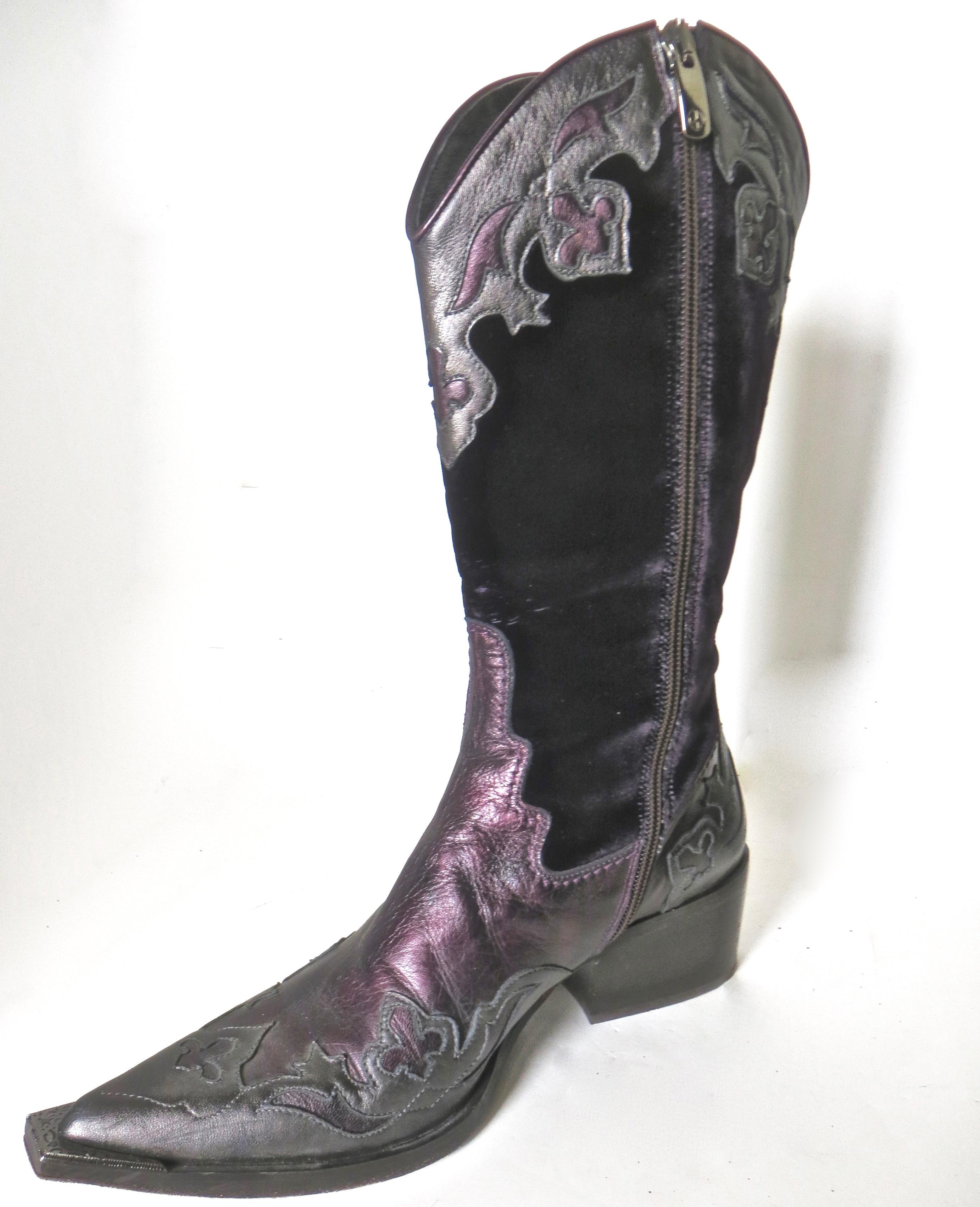 Donald J. Pliner Lady's Vintage Western Boots For Sale 1