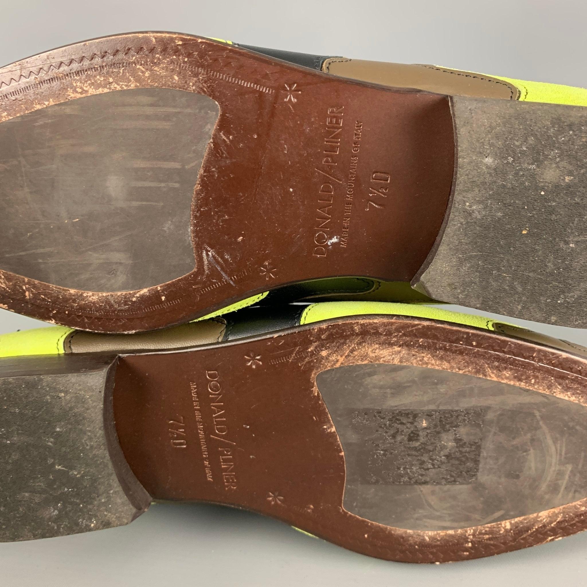 DONALD J PLINER Größe 8.5 Grün Schwarz Braun Camo Leder Slip On Loafers im Angebot 4