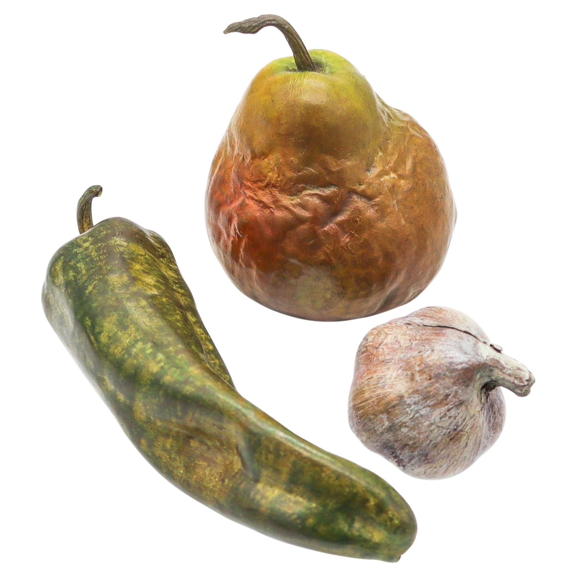 DONALD L. REED 1993 Suite di verdure e frutta a grandezza reale in policromia in vendita