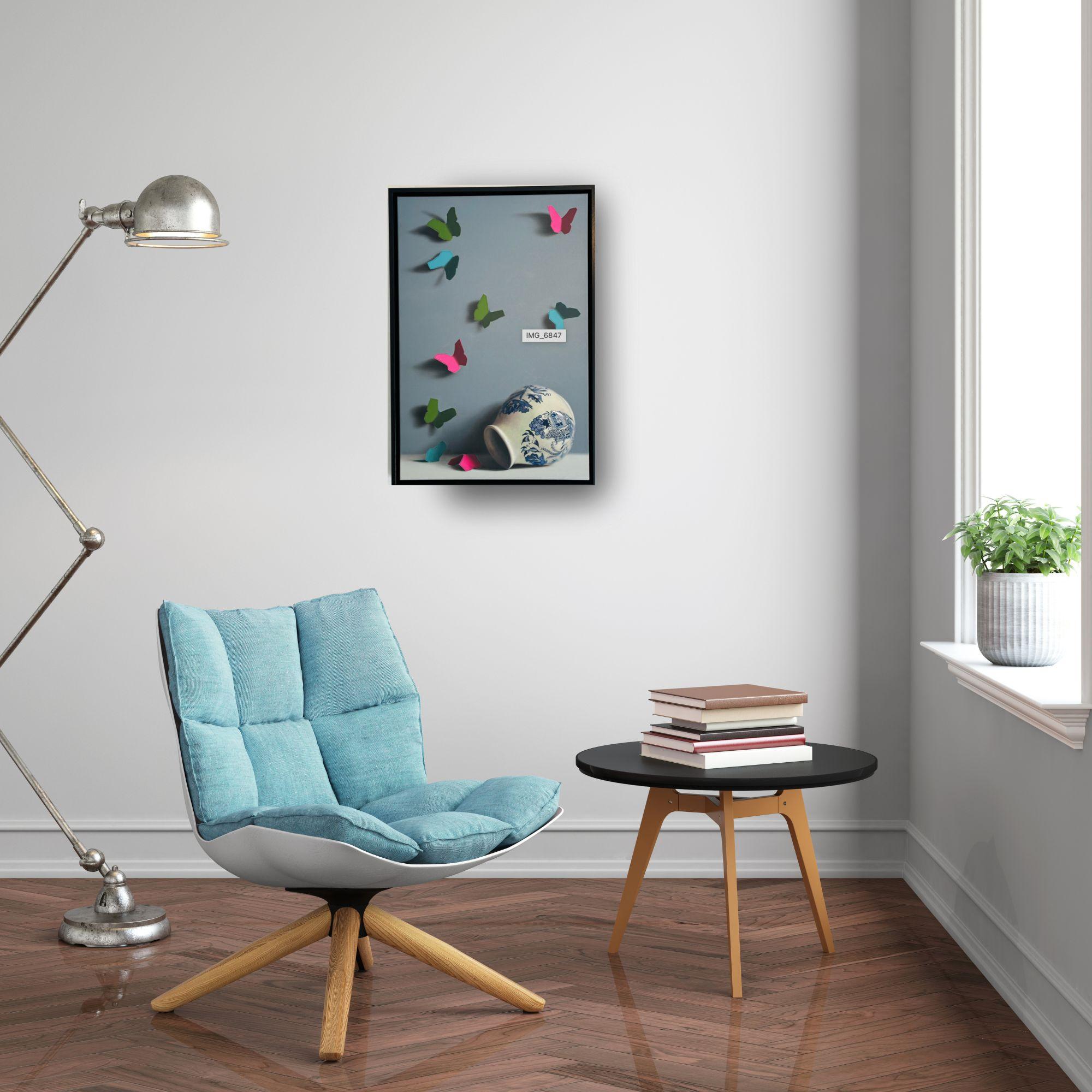 This exceptional artwork is currently on display and available for sale at Signet Contemporary Art Gallery and online.

Donald Macdonald’s Cobalt Pot 2 is a mesmerizing exploration of still life and illusion, rendered in oil on canvas with