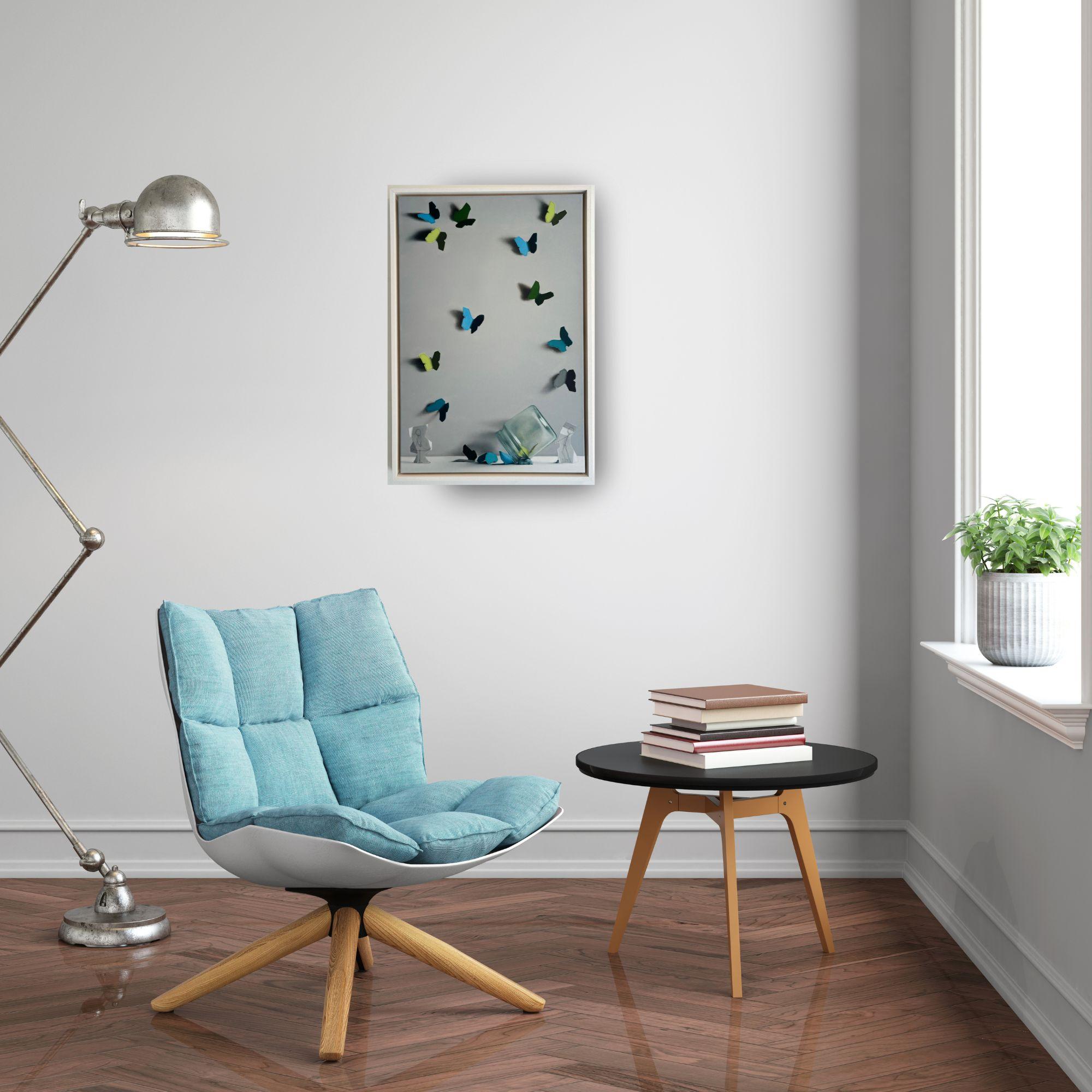 This exceptional artwork is currently on display and available for sale at Signet Contemporary Art Gallery and online.

Donald Macdonald’s Green and Teal shifts from his signature ceramic vessels to a striking glass jar, placed centrally in a