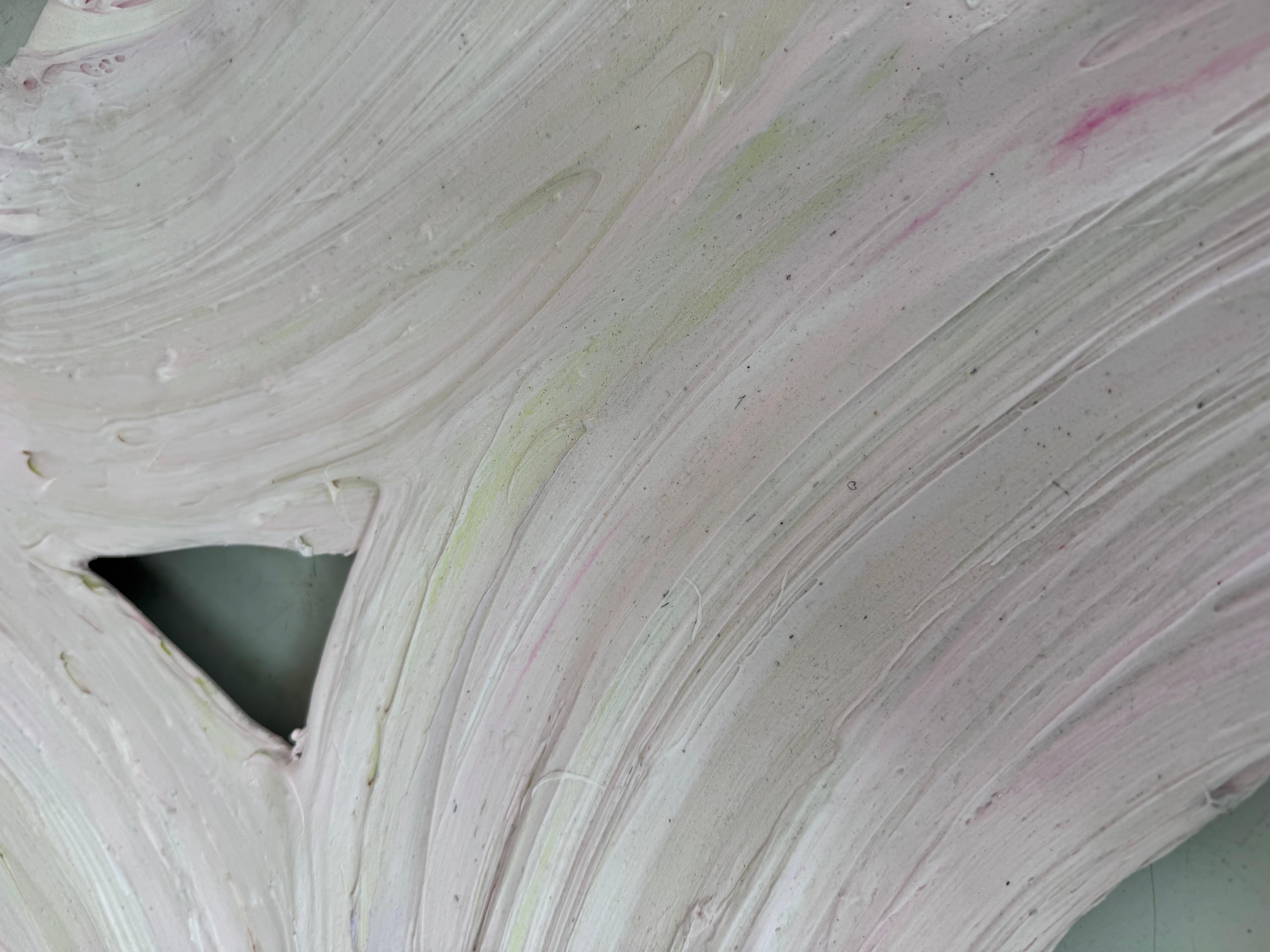 Chi - Gris Abstract Sculpture par Donald Martiny