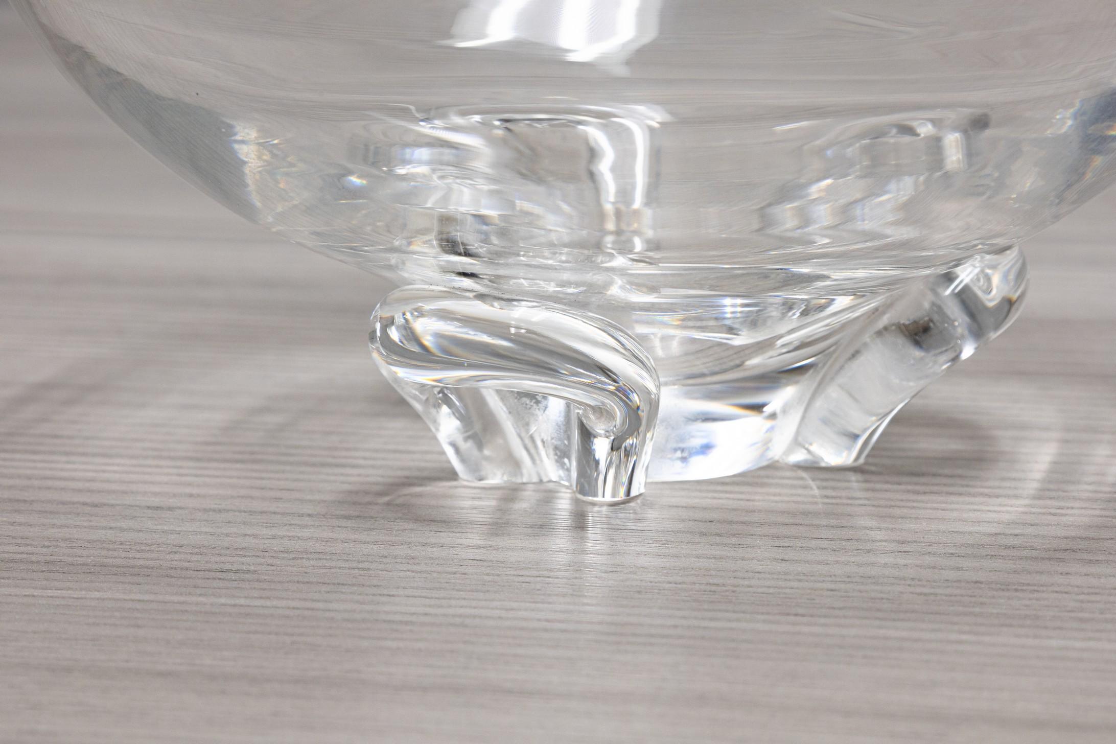20th Century Donald Pollard for Steuben 8059 Trillium Floret Crystal Bowl Contemporary Modern For Sale