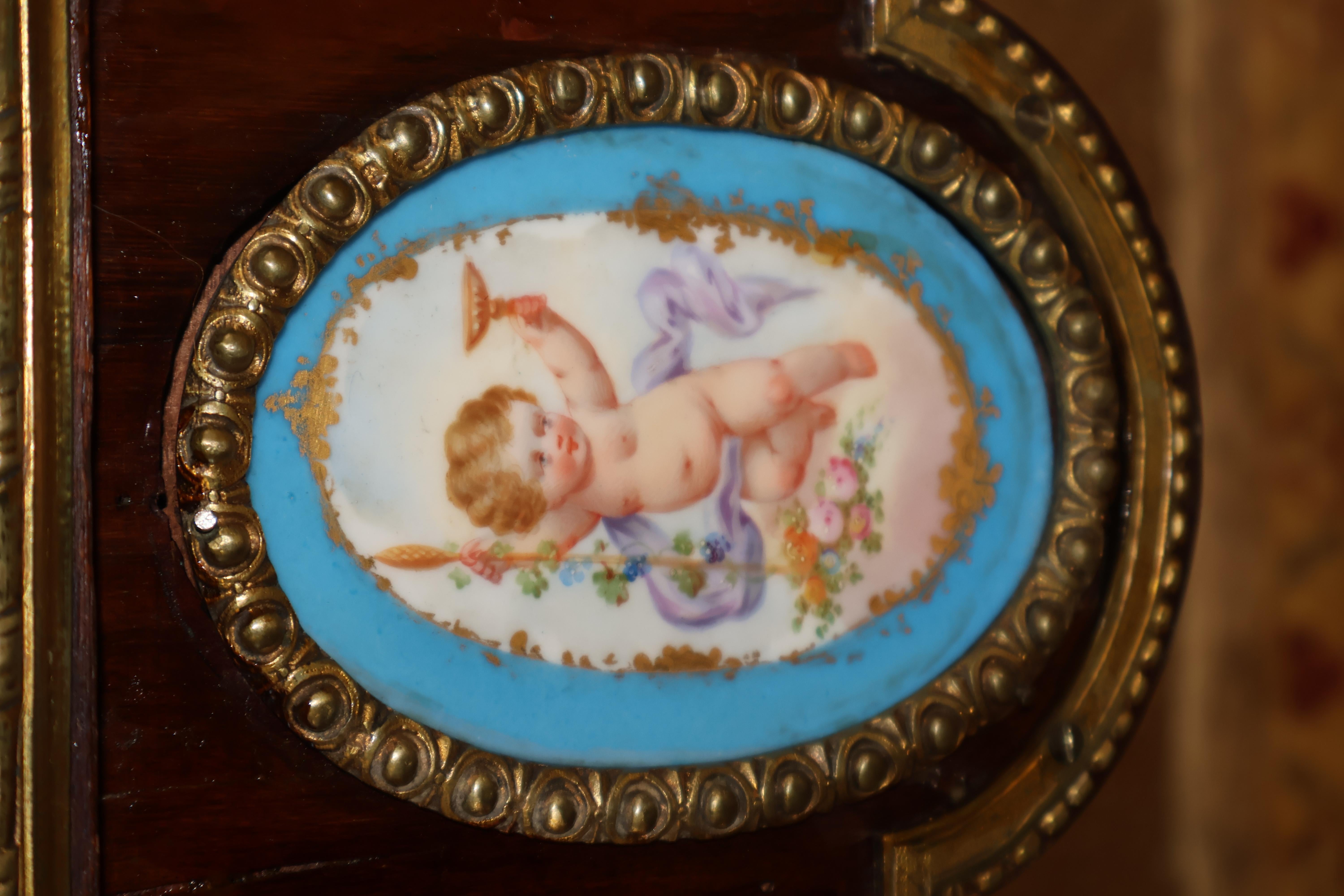 Donald Ross - Scrivania intarsiata in porcellana e ormolu del XIX secolo Bonheur Du Jour in vendita 9