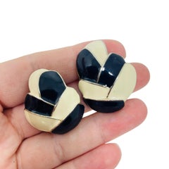 DONALD STANNARD signed vintage gold tone enamel designer clip earrings