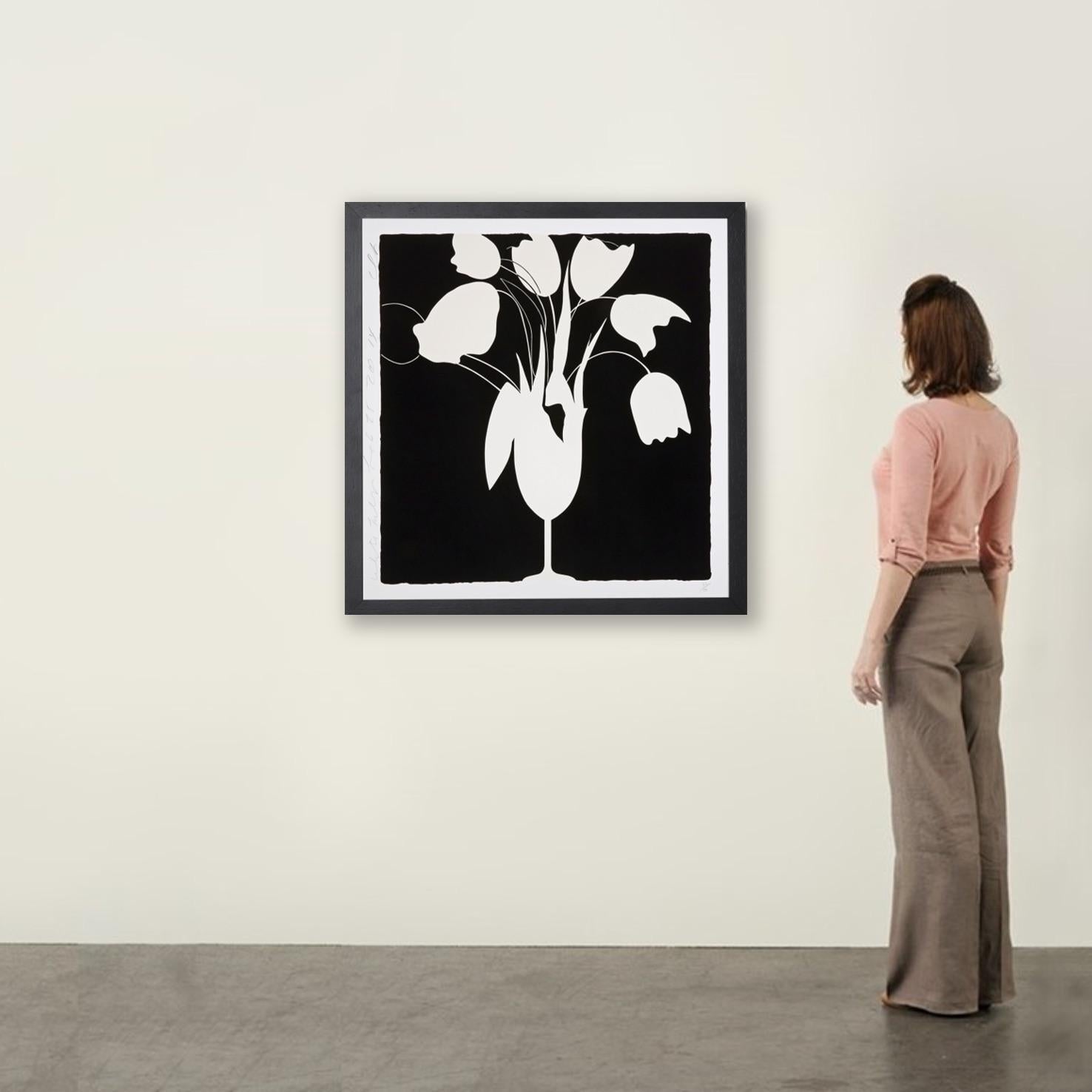 Tulips et vase blancs, 25 février, Contemporain, 21e siècle, sérigraphie, tulipes en vente 3