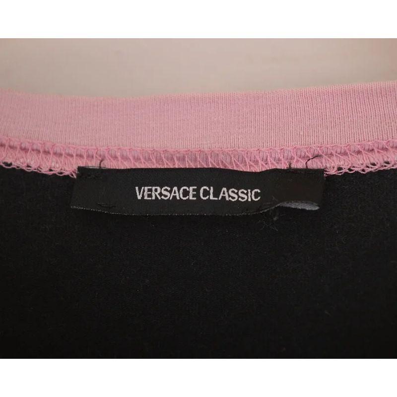 T-shirt vintage Donatella Versace Y2k imprimé pop art coloré pour bébé, années 2000 Pour femmes en vente