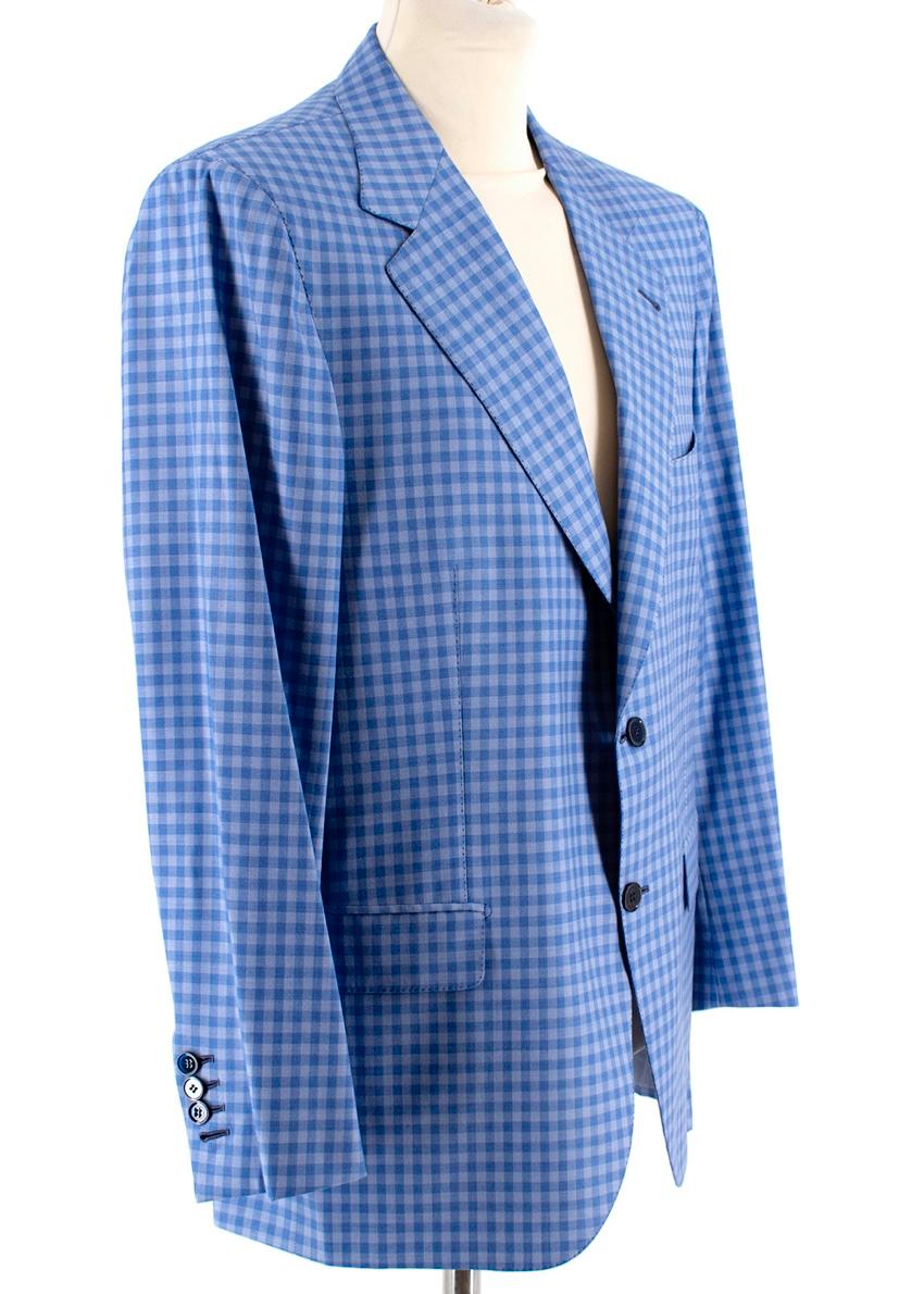 Donato Liguori Blue Gingham  Wool blend Tailored Single Breast

-Luxurious soft and lightweight wool texture 
-Gorgeous gingham pattern
-Beautifully finished 
-Hand made 
-Contrasting hand stitched details 
-Single breasted classic design 
-Vents to