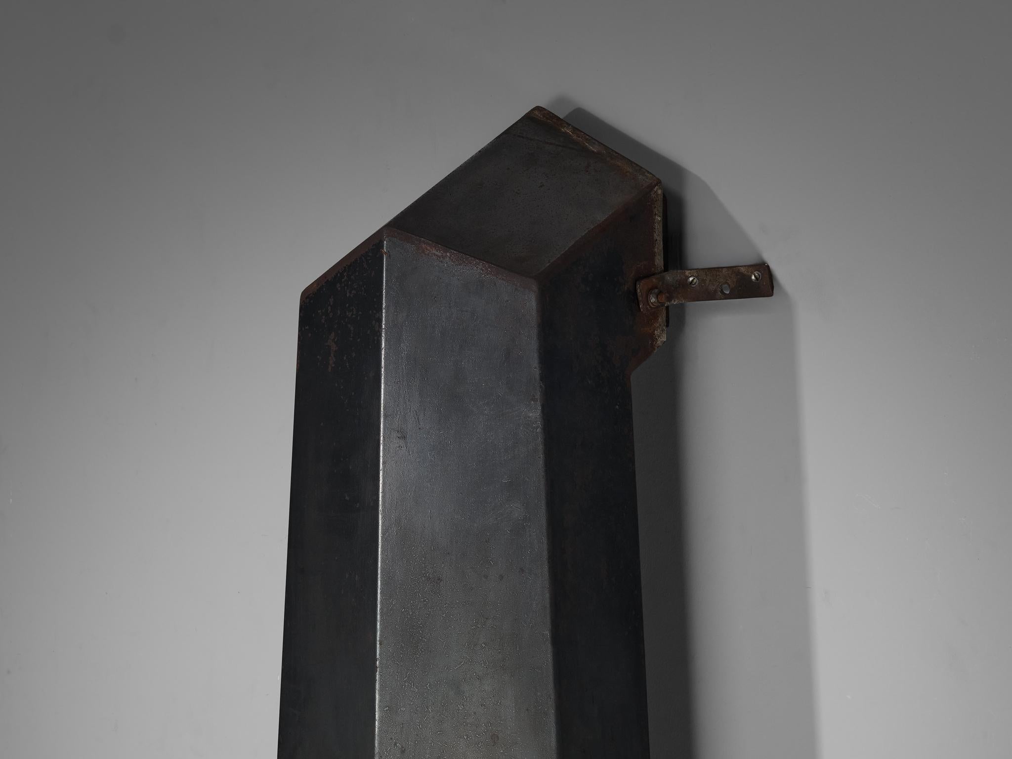 Donbar Faceted Fireplace in Patinated Iron  For Sale 2