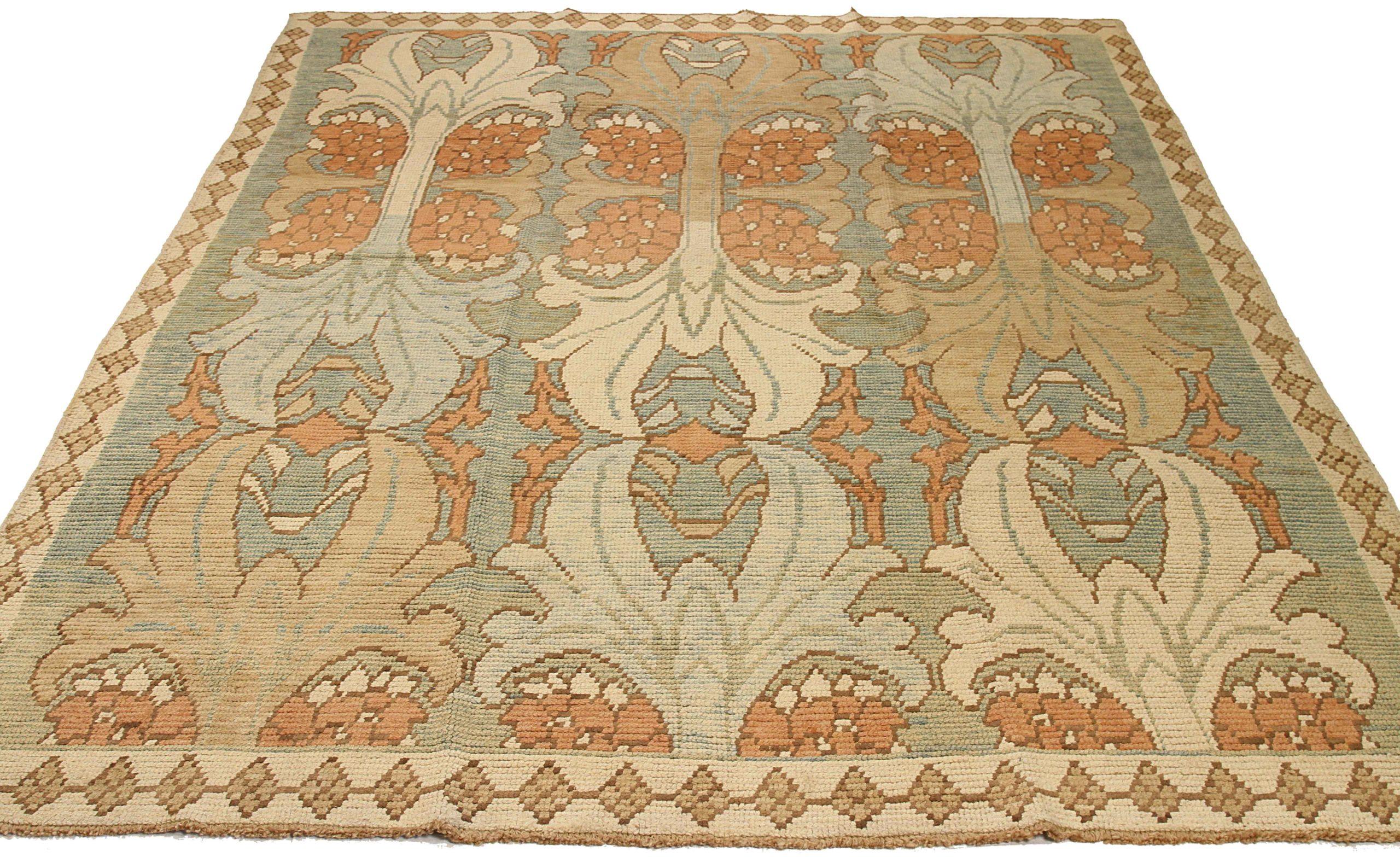 Découvrez l'élégance de cette pièce unique d'Eleg, qui comprend des tapis de sol datant de 1990. Conçu avec une attention méticuleuse aux détails, ce design exclusif est parfait pour mettre en valeur votre espace.