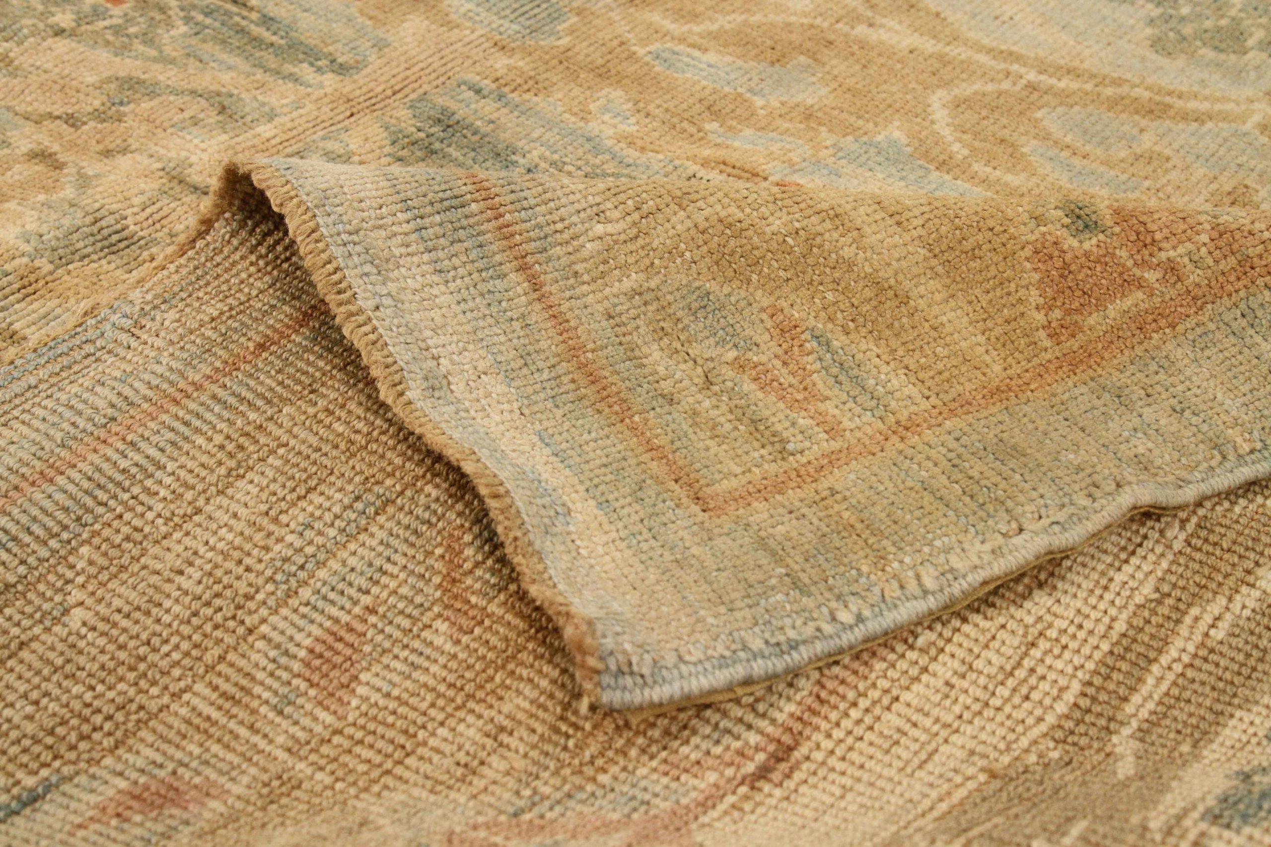 Donegal Area Rugs - 12528 In Excellent Condition For Sale In Dallas, TX