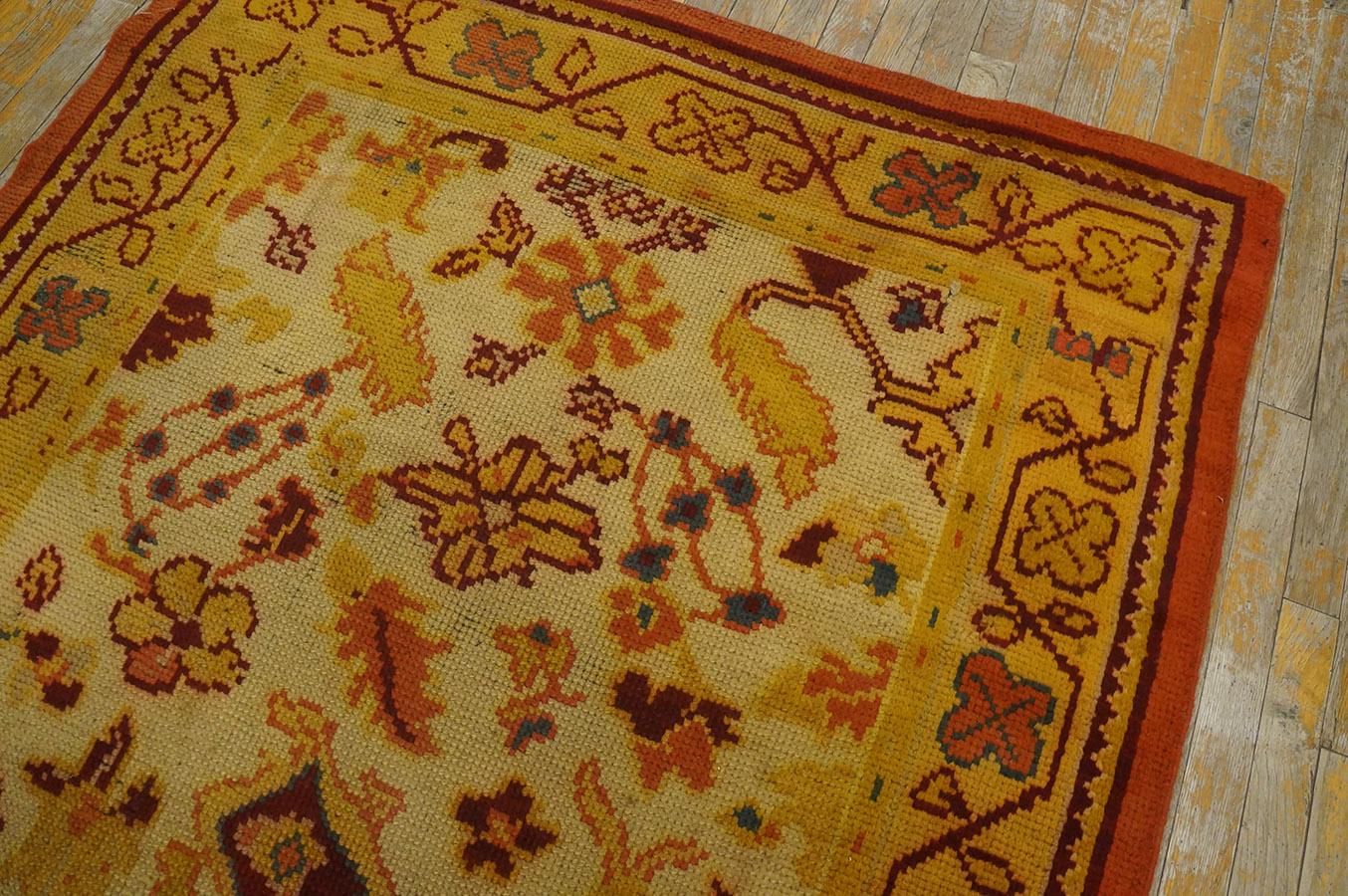Early 20th Century Donegal Arts & Crafts Carpet ( 4'6