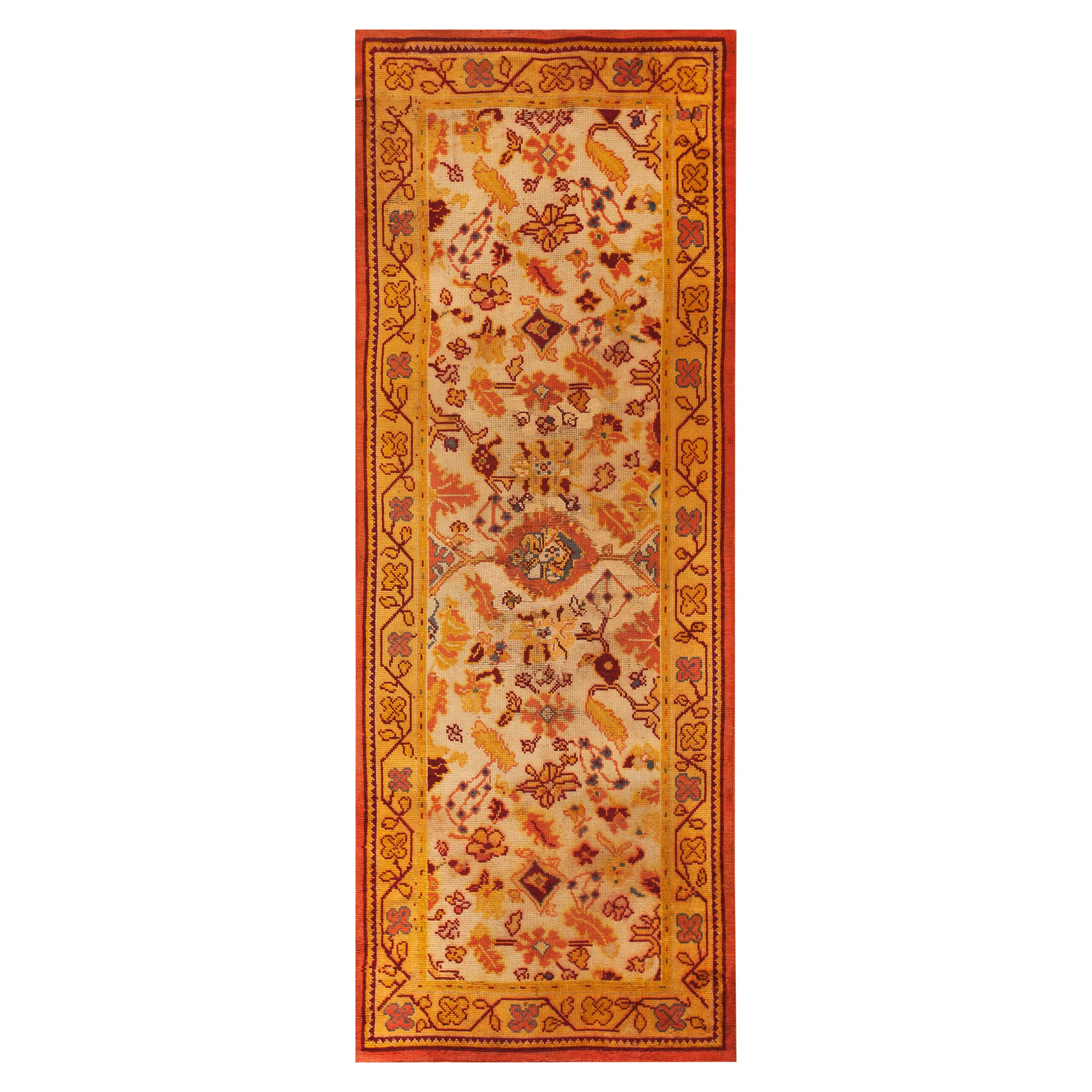 Early 20th Century Donegal Arts & Crafts Carpet ( 4'6" x 9' - 137 x 358 cm ) For Sale
