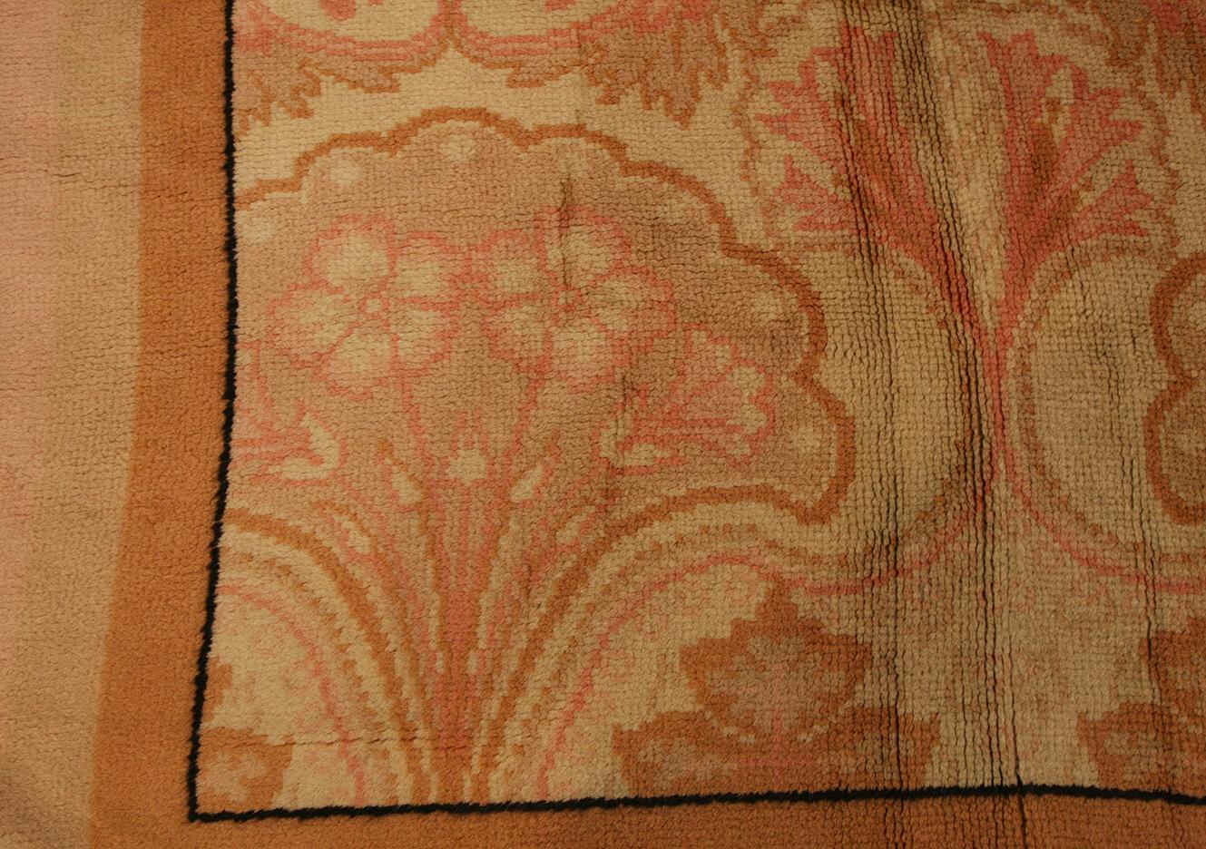This exquisite Donegal Irish rug is a beautiful testament to the artistry and craftsmanship that characterizes the renowned Donegal weaving tradition. Its dimensions and design make it a perfect centerpiece, blending elegance and warmth to enhance